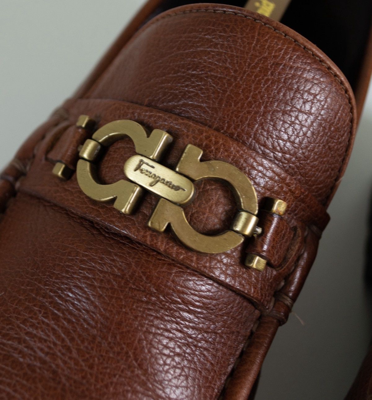 Salvatore Ferragamo Salvatore Ferragamo brown leather loafers shoes gold Size US 8.5 / EU 41-42 - 5 Thumbnail
