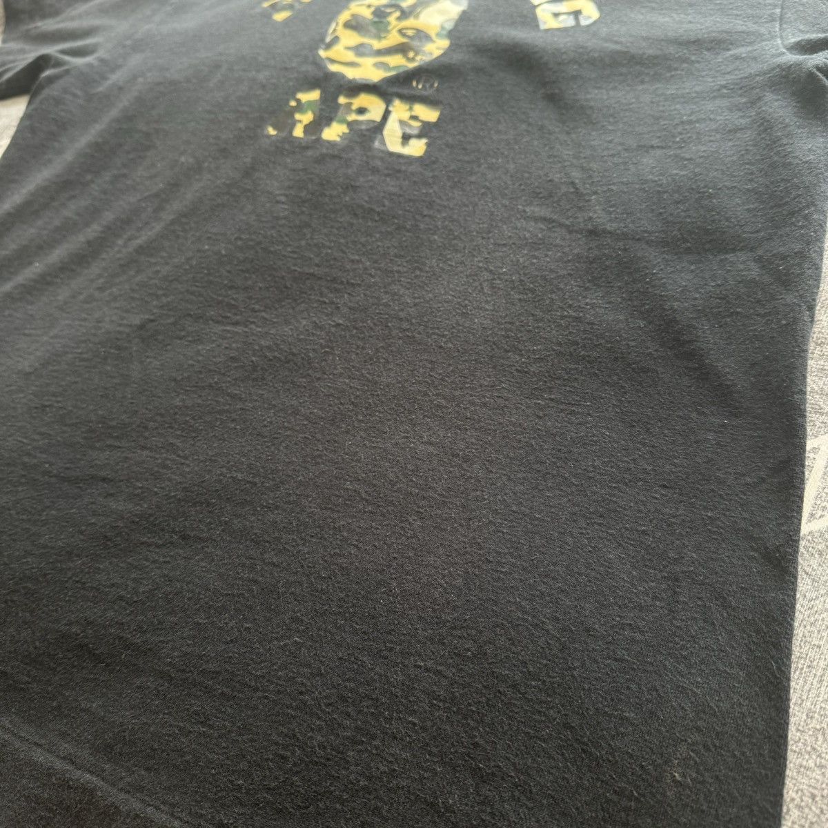Bape × Kaws OG Bendy Color Camo College Logo Tee NYC Size US L / EU 52-54 / 3 - 7 Thumbnail