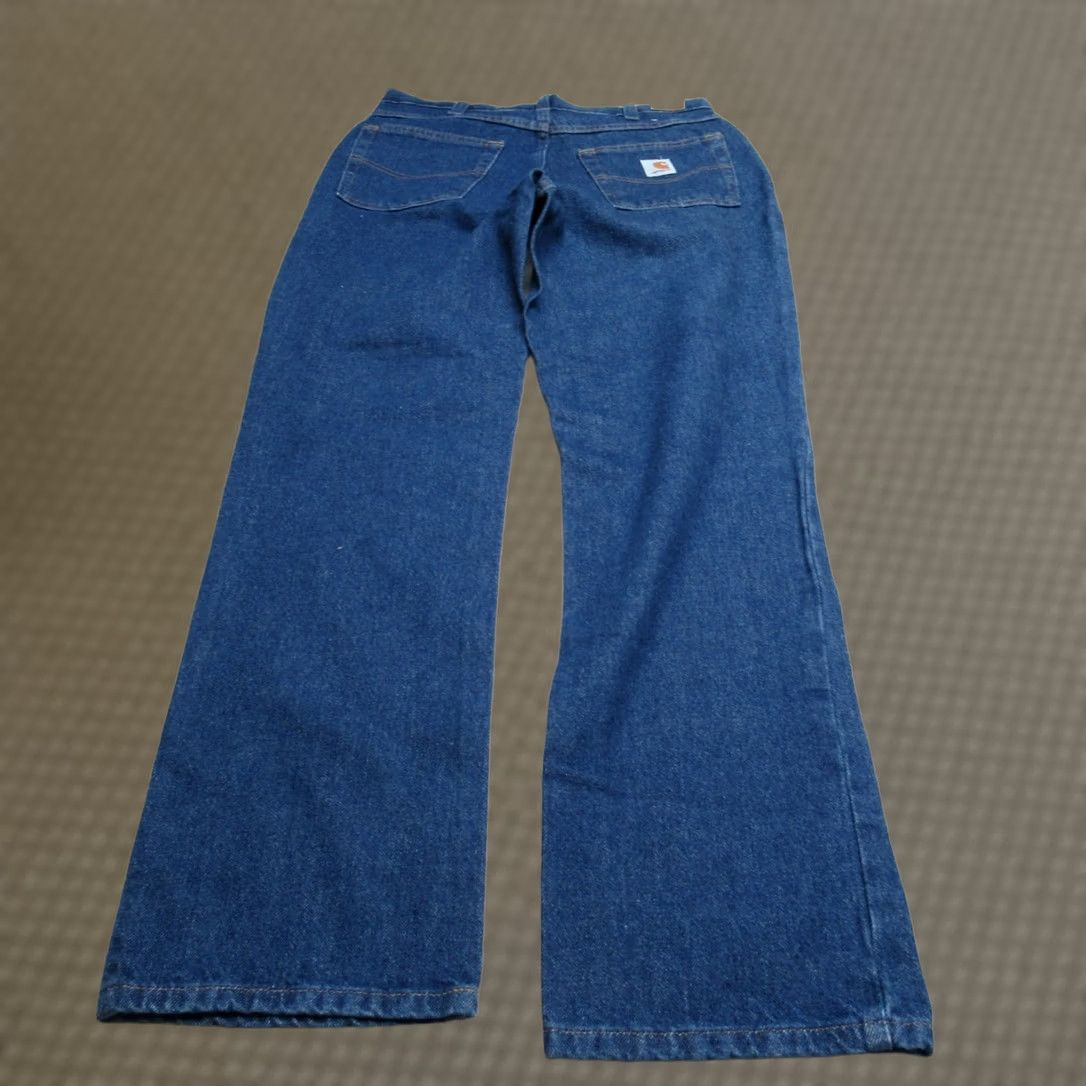 Carhartt Carhartt Jeans Mens 30x32 Medium Wash Denim Straight Leg Relaxed Fit Button Zip Fly 5-Pocket Solid Denim Cotton Size US 30 / EU 46 - 1 Thumbnail