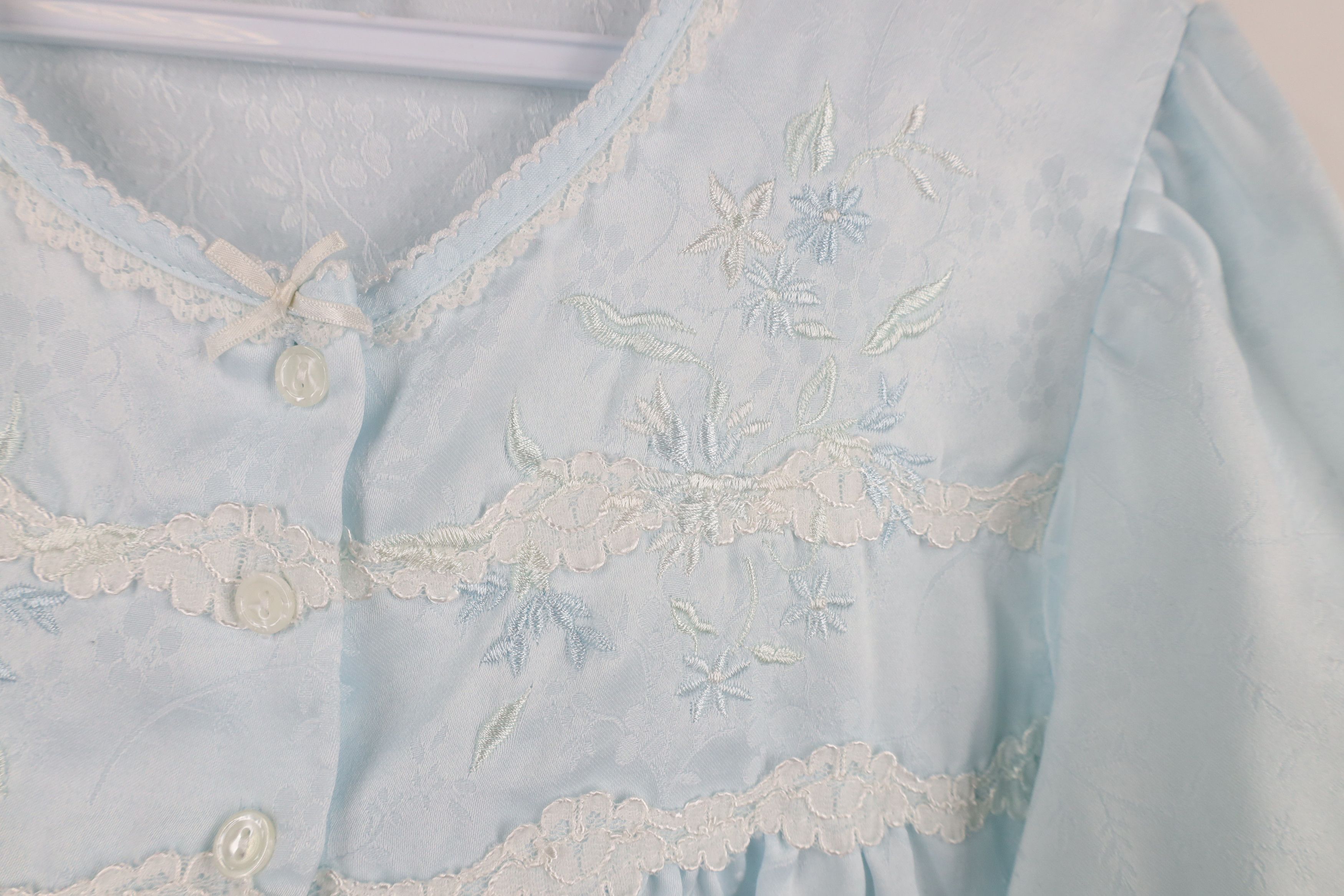 Vintage Vintage 90s Miss Elaine Lace Knit Night Gown Sleep Shirt Size S / US 4 / IT 40 - 7 Thumbnail