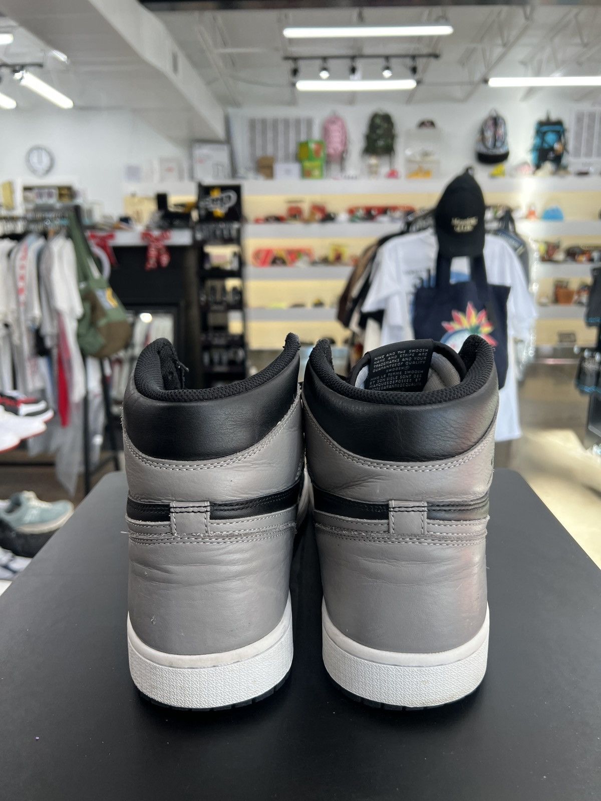 Jordan Brand × Nike Air Jordan 1 High Shadow Sz. 13 Size US 13 / EU 46 - 5 Thumbnail