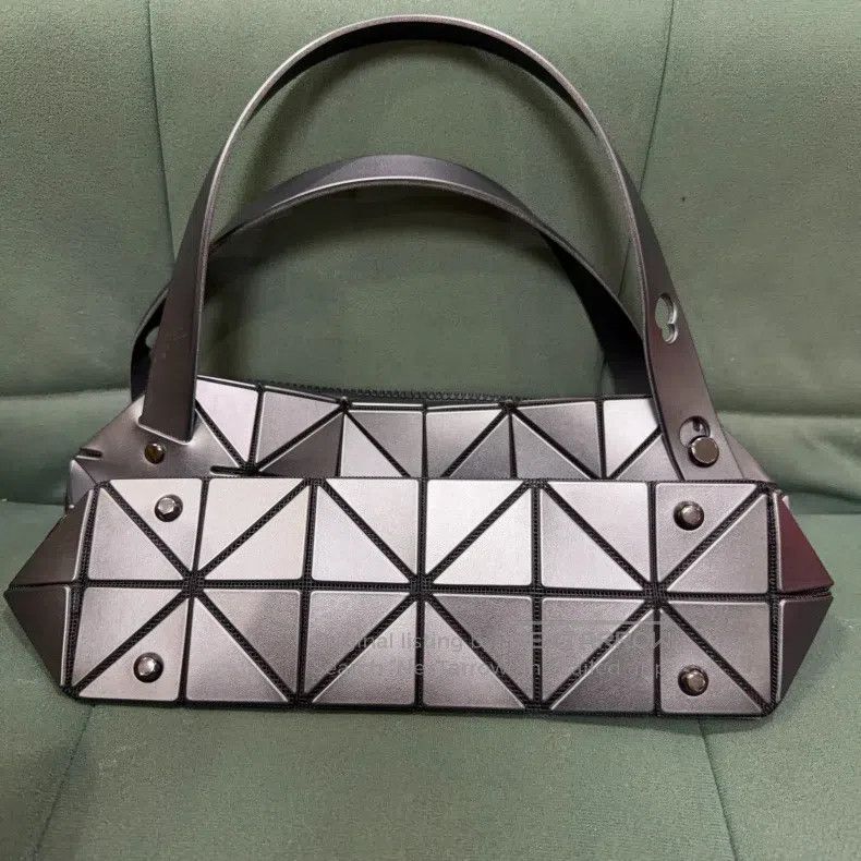 Issey Miyake Issey Miyake Boston Bag Matte Gray Silver Size ONE SIZE - 3 Thumbnail