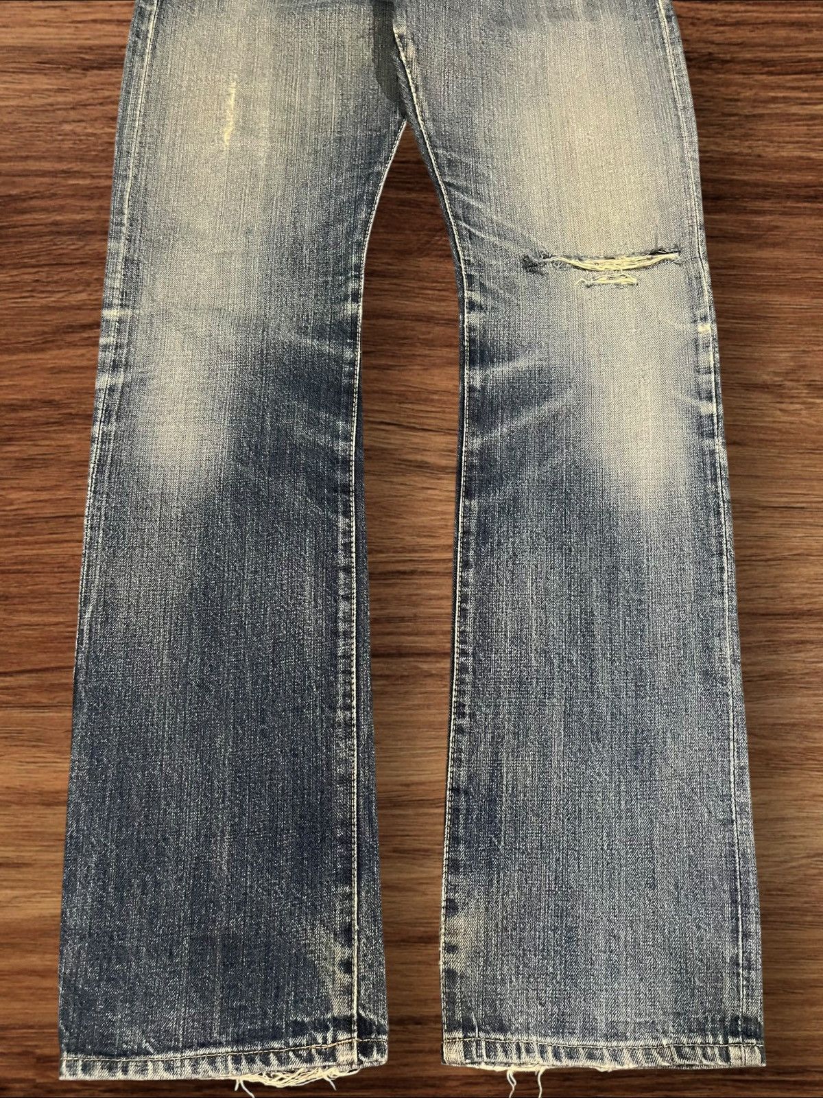 Japanese Brand × Le Grande Bleu (L.G.B.) × Takeo Kikuchi Vintage Takeo Kikuchi Japan Sakura Sukajan Selvedge Jeans Size US 33 - 14 Thumbnail