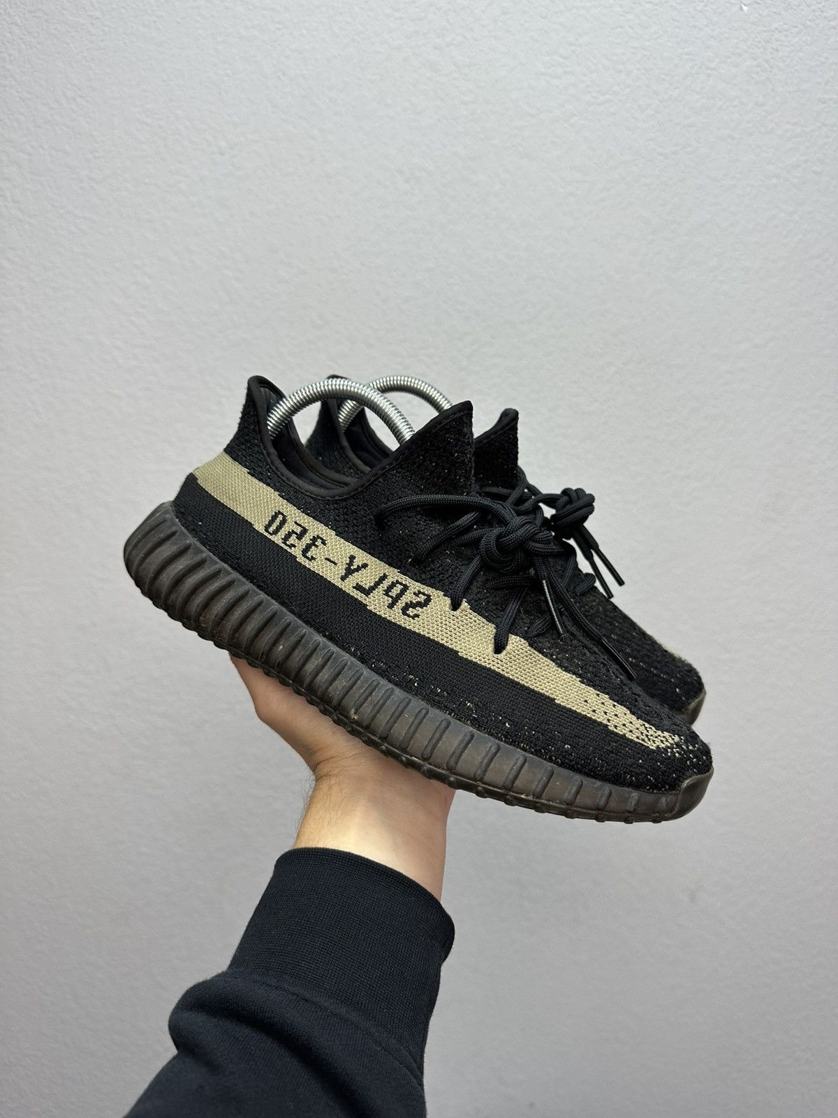 Adidas Vintage 2016 Adidas Yeezy 350 V2 Oreo Shoes Sneakers Size US 8.5 / EU 41-42 - 1 Thumbnail