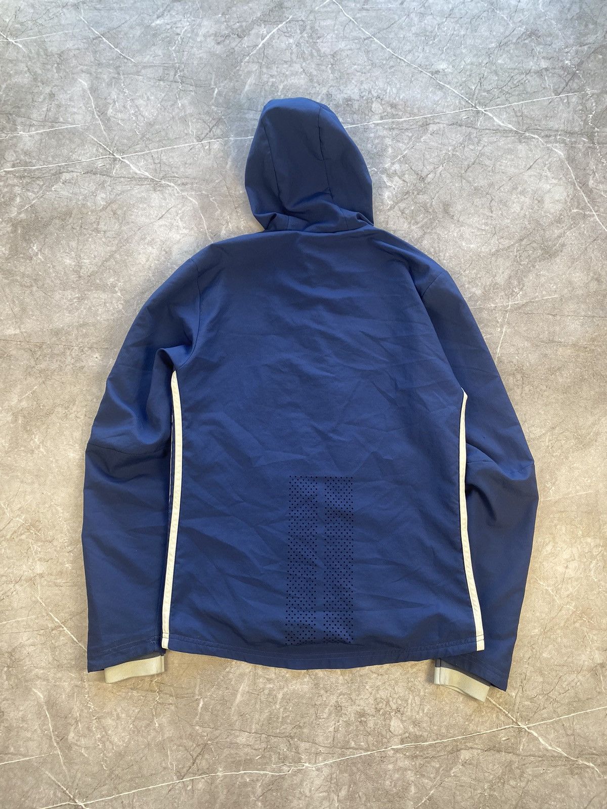 Adidas × Vintage Vintage 2016 Adidas Real Madrid Soccer Light Jacket Rare Size US S / EU 44-46 / 1 - 15 Thumbnail