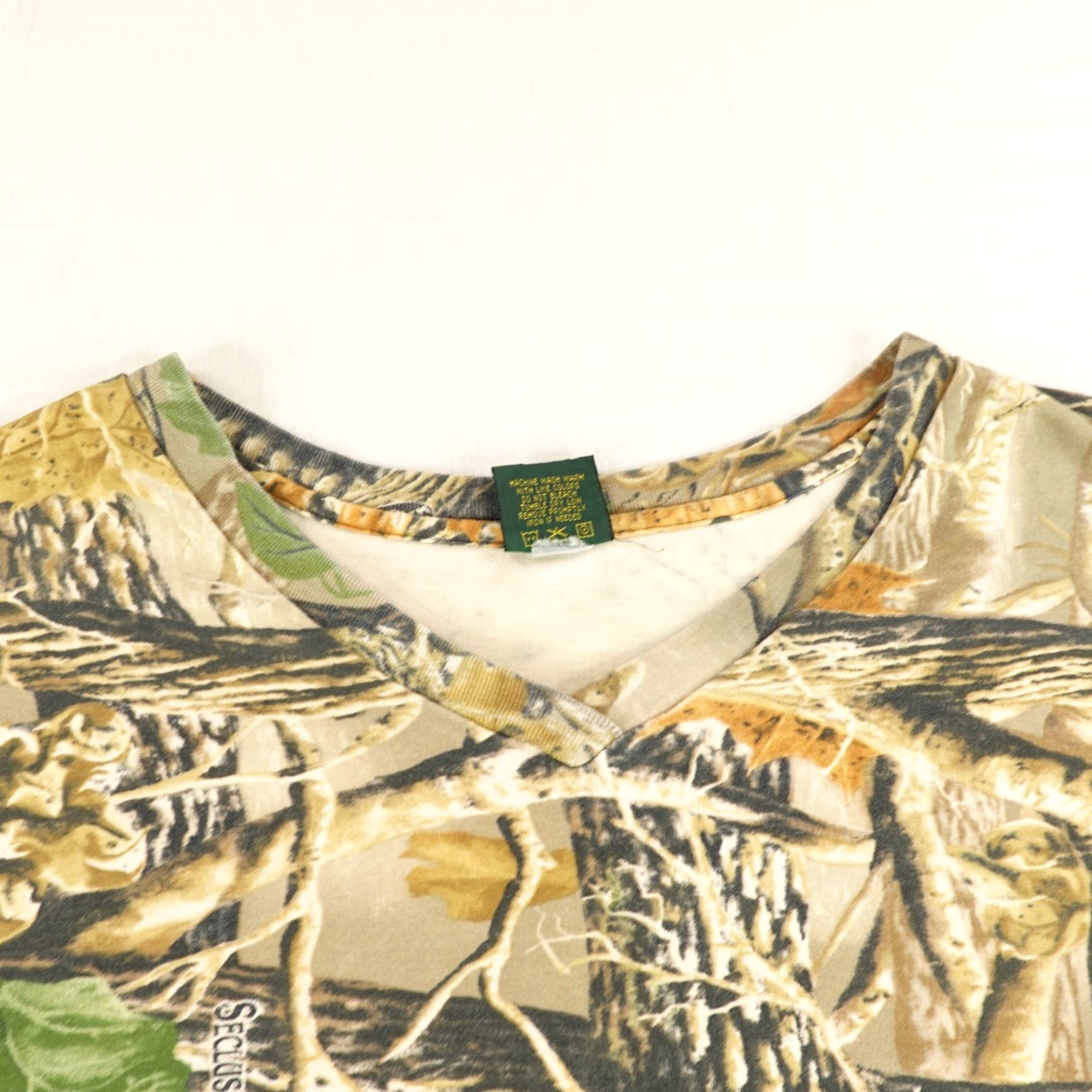 Vintage VINTAGE Cabela's Shirt Mens 2XL T-Shirt Camouflage Brown Green Camo Seclusion 3D V Neck Hunting Mens XXL Brown Camouflage Nature Outdoor Size US XXL / EU 58 / 5 - 2 Thumbnail