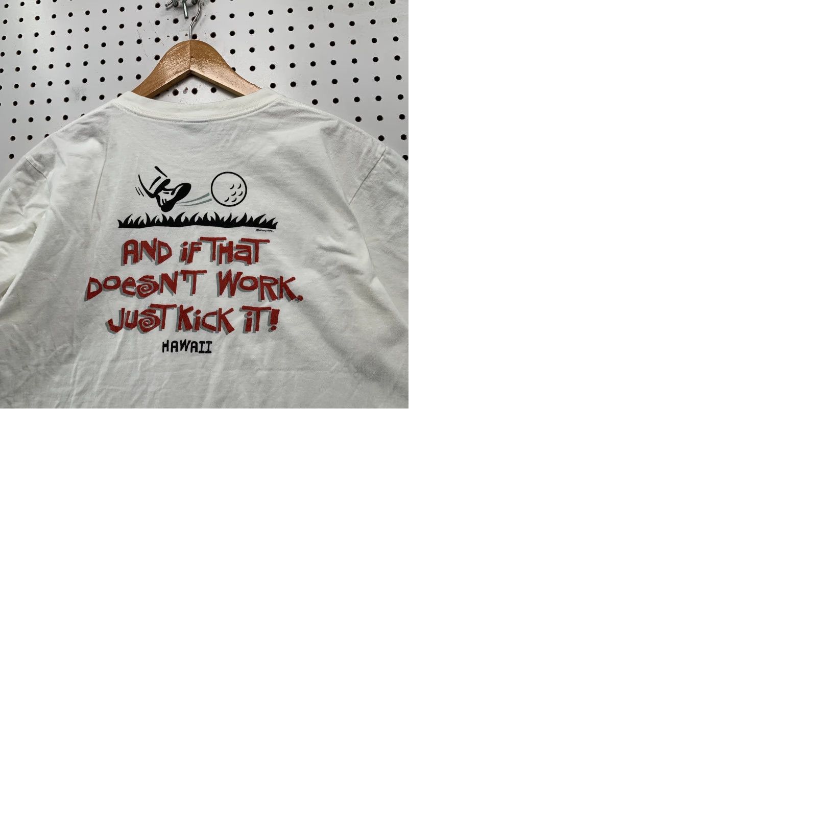 Vintage VINTAGE Crazy Shirts Mens M White Rip It Grip It Hawaii Funny Golf Shirt Size US M / EU 48-50 / 2 - 9 Thumbnail