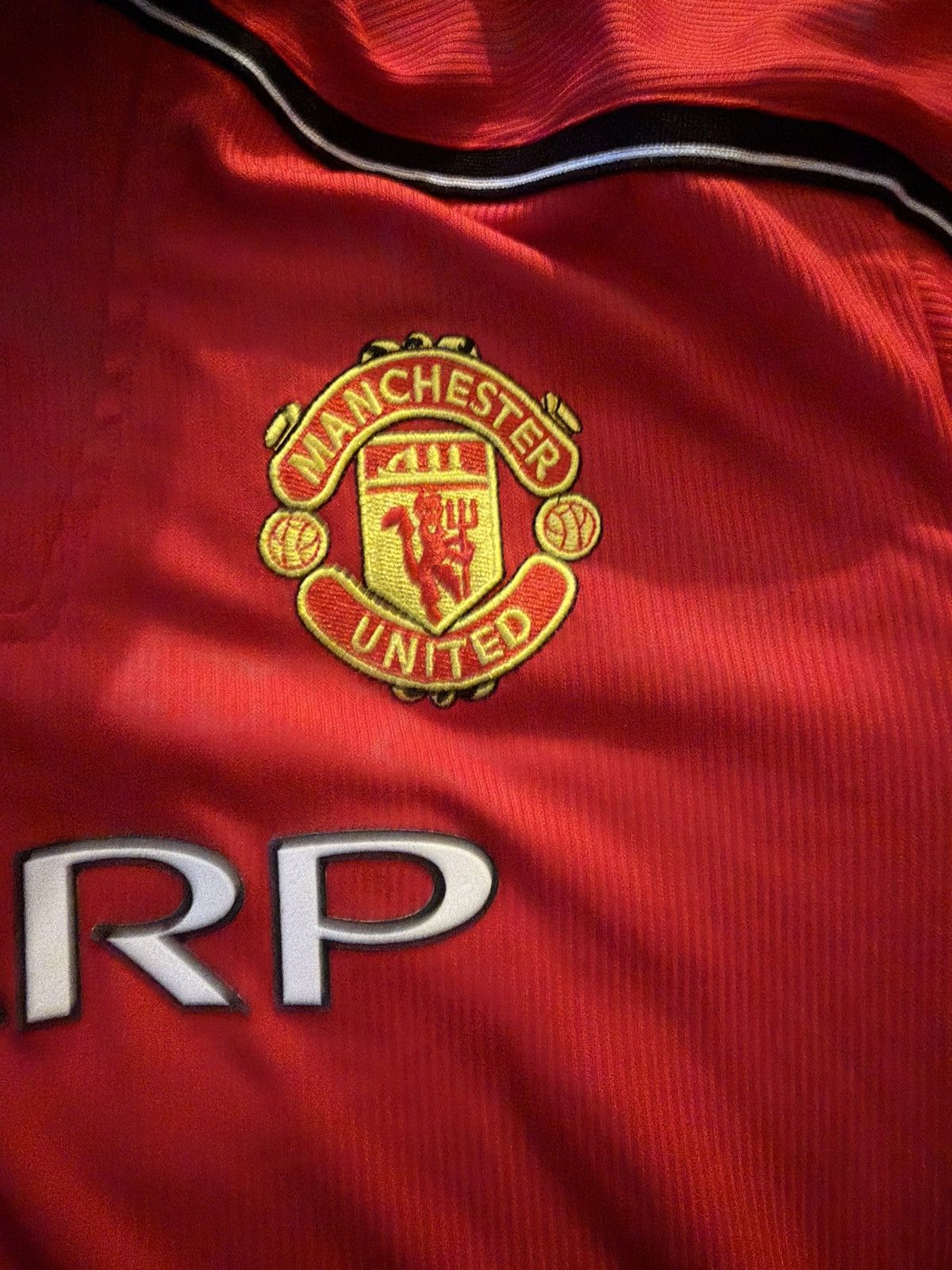 Other Manchester United Retro Jersey Sharp Sponsor Size US M / EU 48-50 / 2 - 3 Thumbnail
