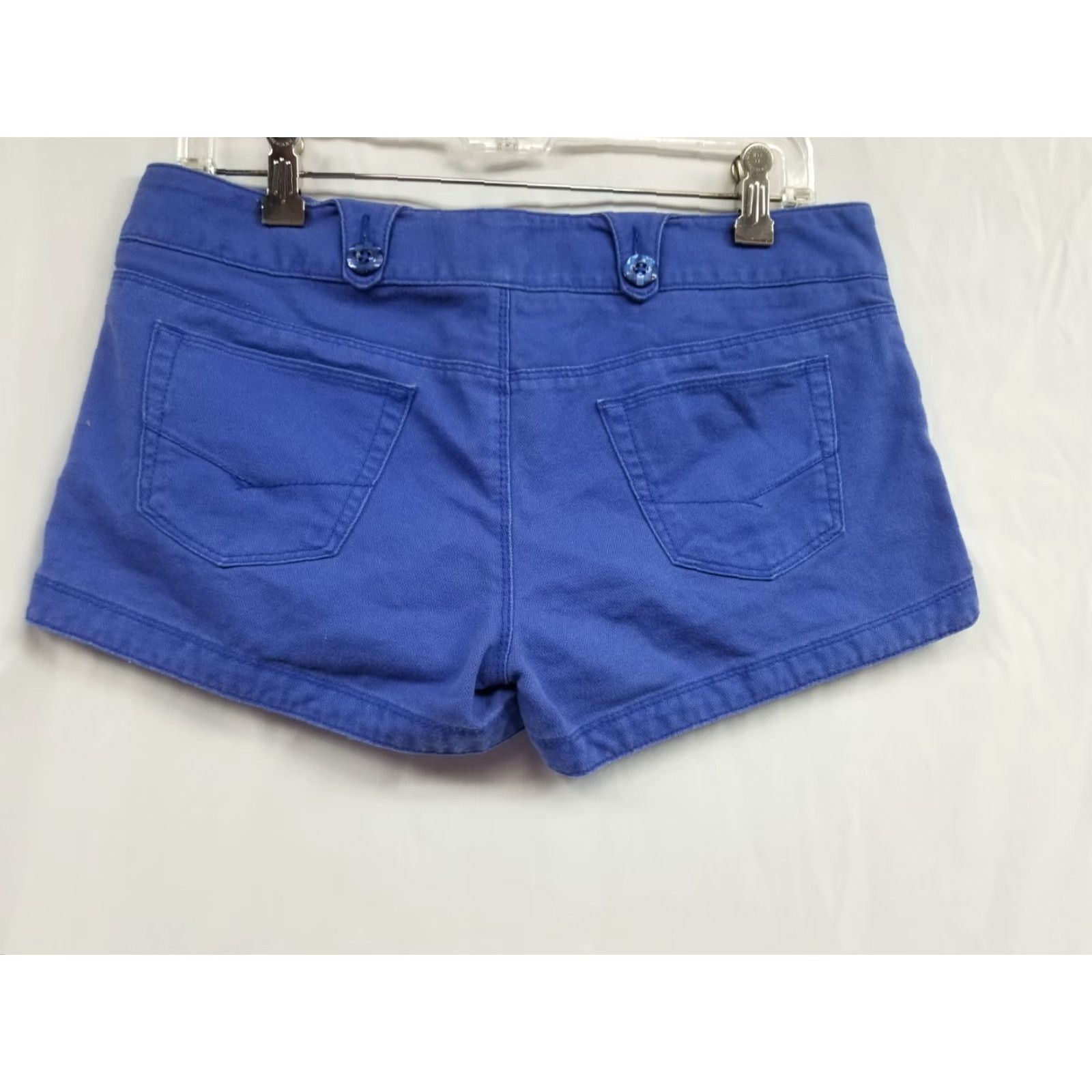 Vans Vans Denim Shorts Mini Women’s Size 7 Blue Cut-Off Denim Shorts Womens Size 7 Blue Vans Size 28" / US 6 / IT 42 - 2 Thumbnail