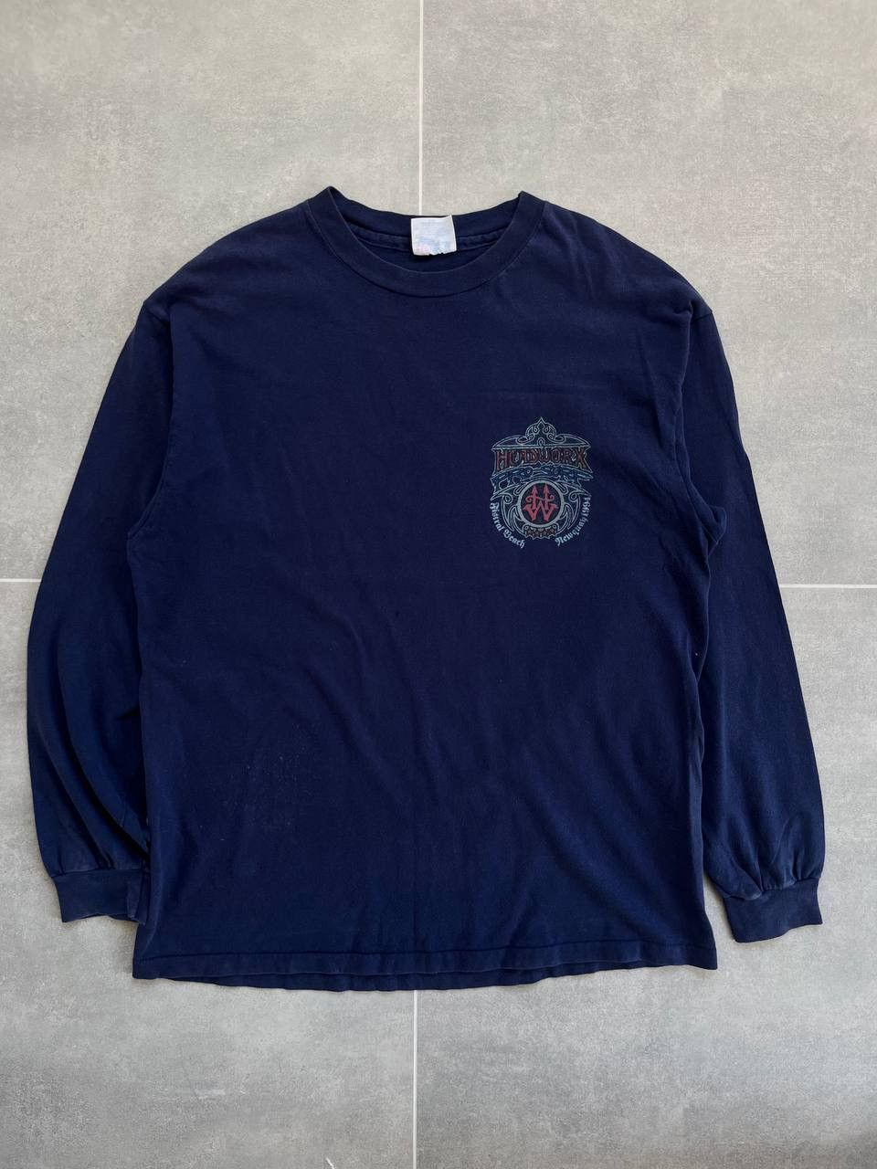 Band Tees Vintage Headworx 1994 Surf Made In USA Trashed Longsleeve Size US XL / EU 56 / 4 - 1 Thumbnail
