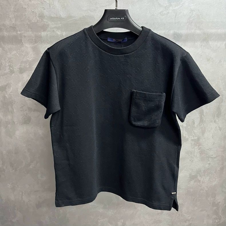 Louis Vuitton Louis Vuitton black pockets, dark stripes and full printed Size US XS / EU 42 / 0 - 1 Thumbnail