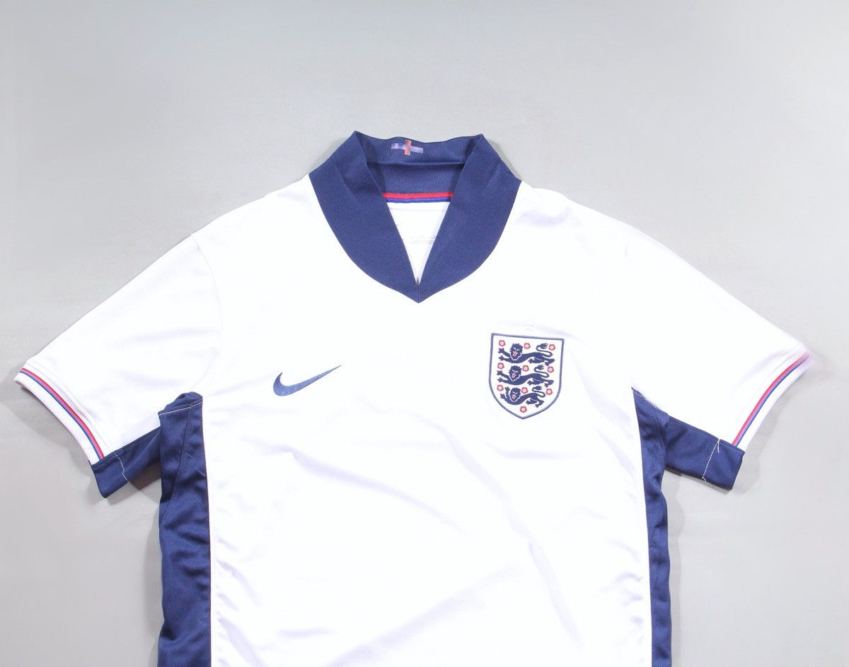 Nike Nike x England Soccer Football Jersey Shirt NSW White M Size US M / EU 48-50 / 2 - 2 Thumbnail