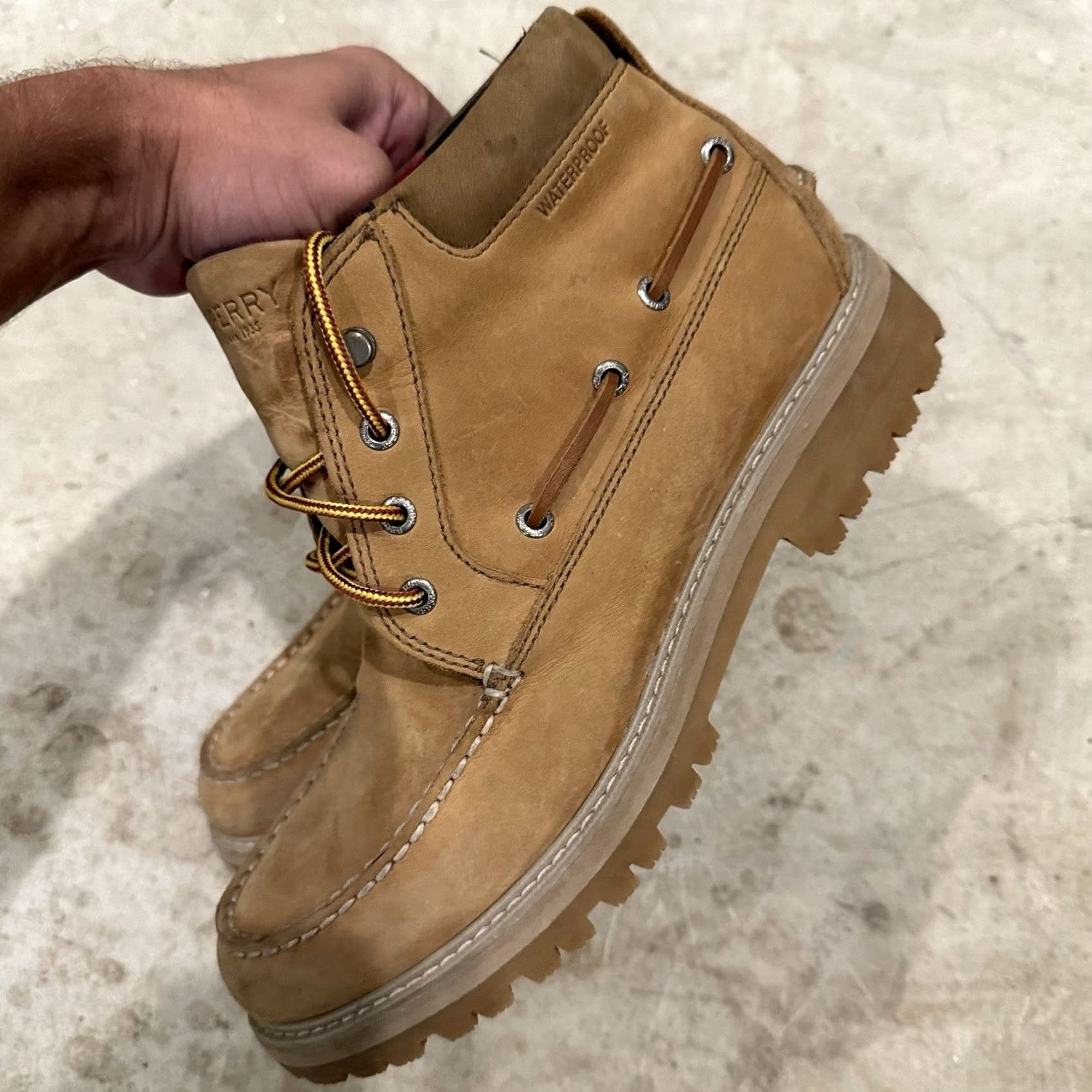 Sperry Sperry Top-Sider Mens Size 9 Original Natural Leather Lug Chukka Boots Men Beige Leather Lug Chukka 90s? Size US 8 / EU 41 - 5 Thumbnail