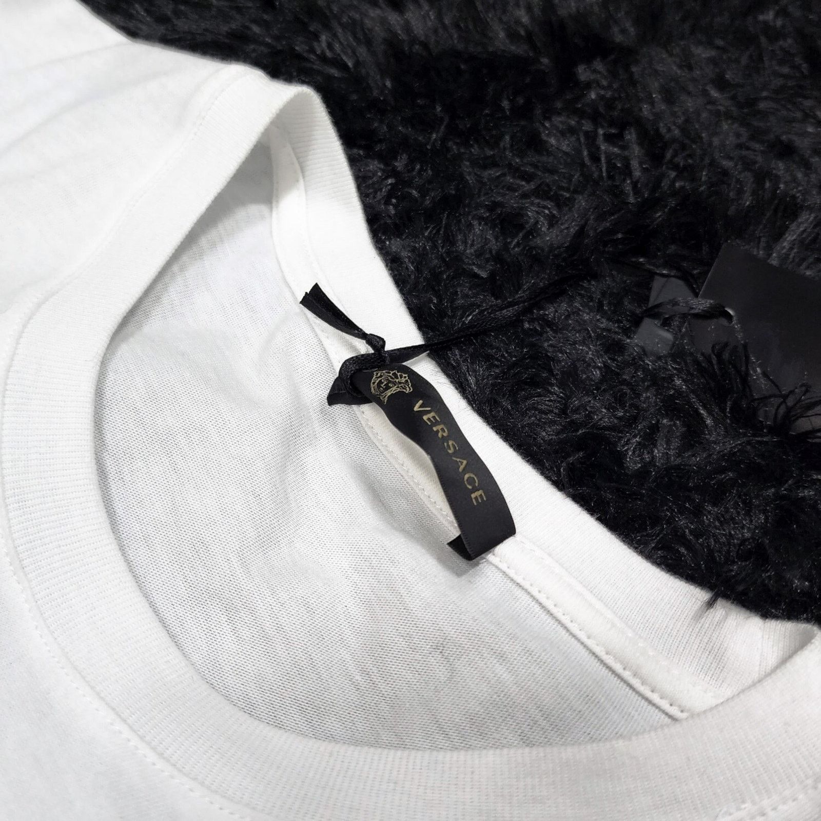 Versace Versace Painted Medusa Head T-shirt White size M | MSRP $395 Size US M / EU 48-50 / 2 - 3 Thumbnail