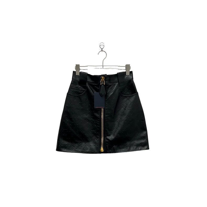 Louis Vuitton Louis Vuitton Full print dark print leather skirt Size 37" - 2 Thumbnail