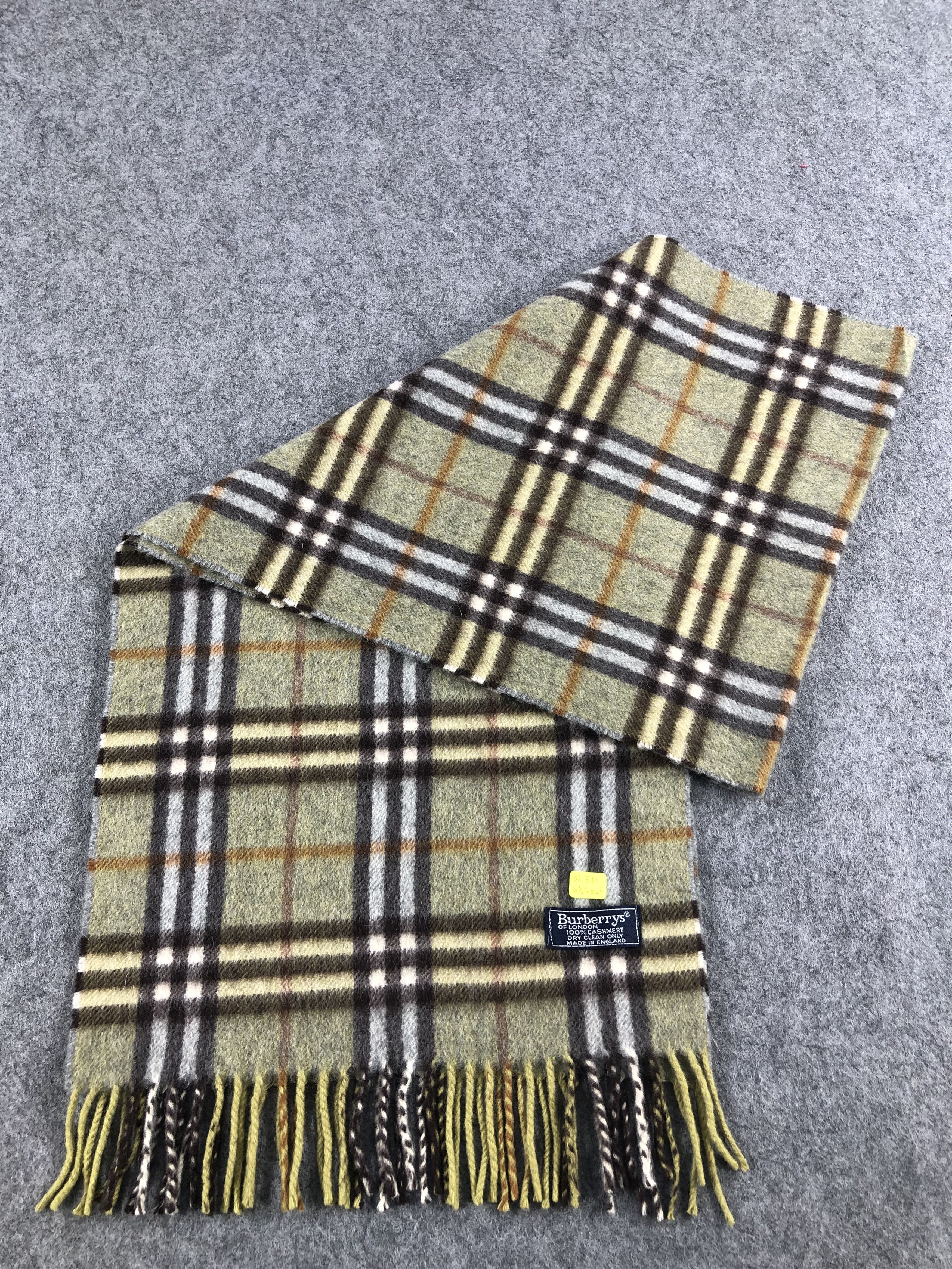 Burberry Burberry Scarf / Muffler / Neckwear Size ONE SIZE - 4 Thumbnail