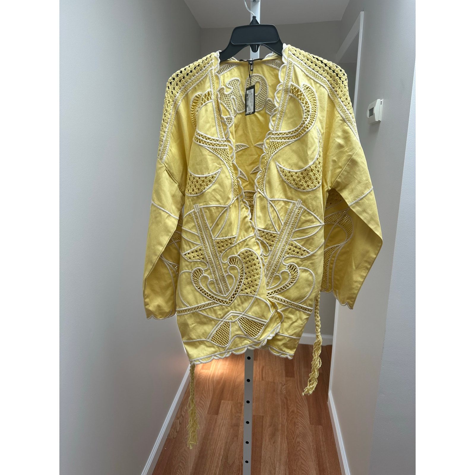 Maje NEW NWT Maje ‘ALOHA’ Embroidered Kimono Jacket Yellow 40 Size L / US 10 / IT 46 - 5 Thumbnail