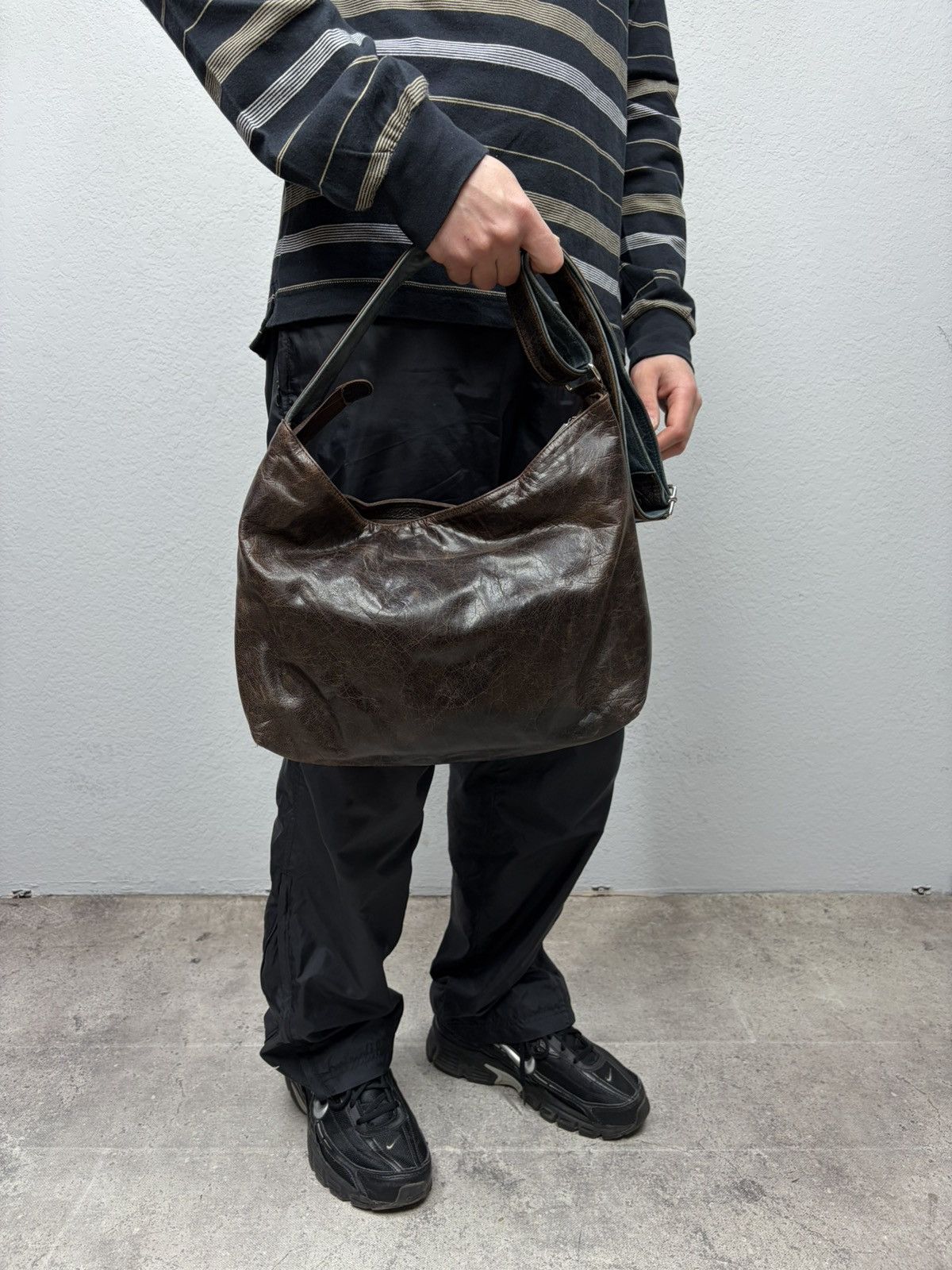 KMRii Brown Studded Leather Bag Y2K Punk Biker Balenciaga Inspired Size ONE SIZE - 3 Thumbnail