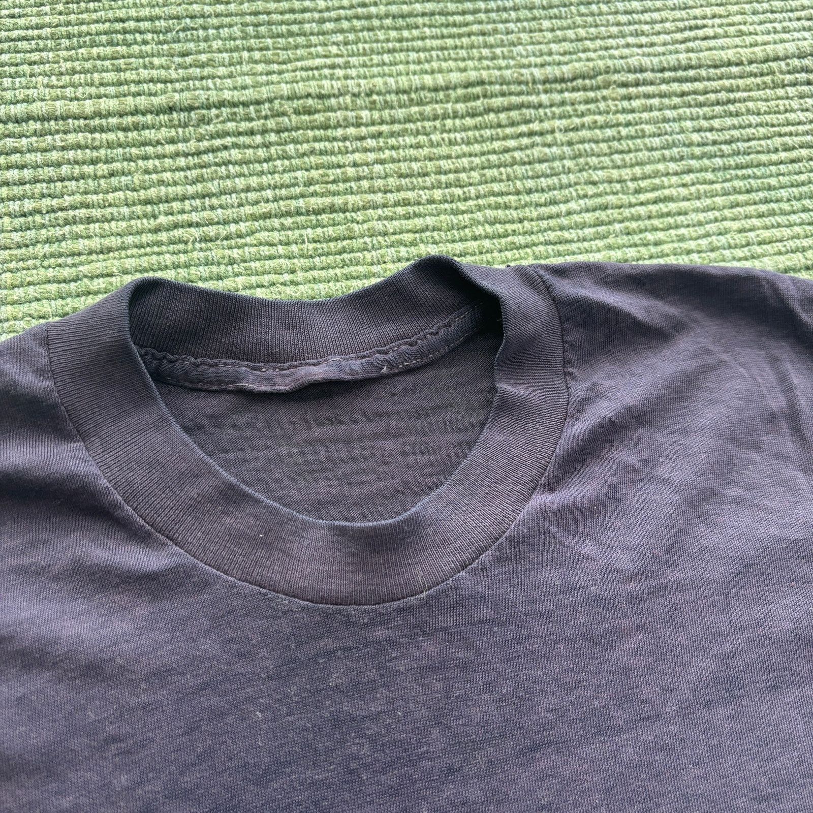 Vintage 70s 80s Vintage Blue Thin Single Stitched Pocket Tee Shirt Size US M / EU 48-50 / 2 - 3 Thumbnail
