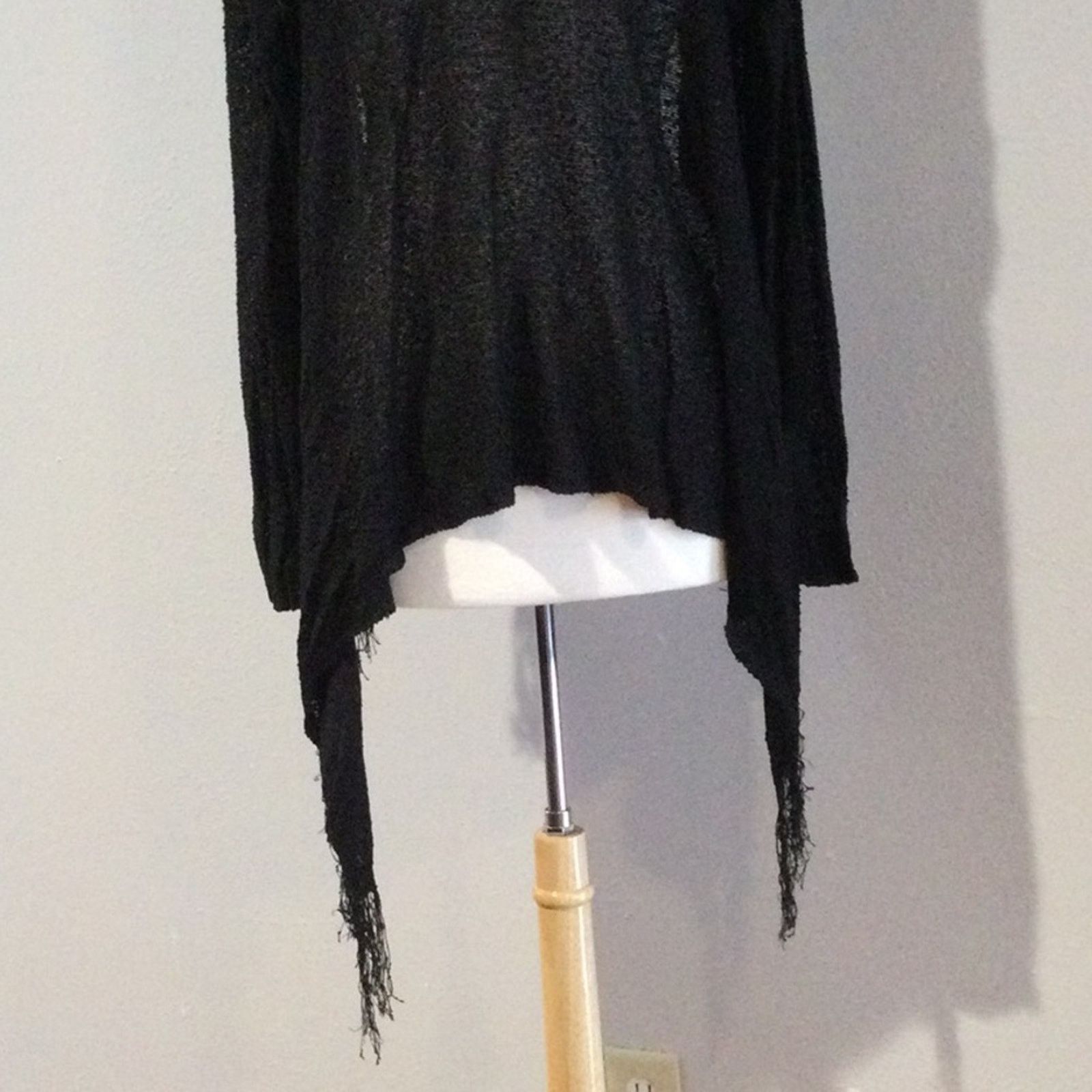 Chicos Chico's Black Fringe L/S 100% Rayon Open Cardigan M/L Size L / US 10 / IT 46 - 9 Thumbnail