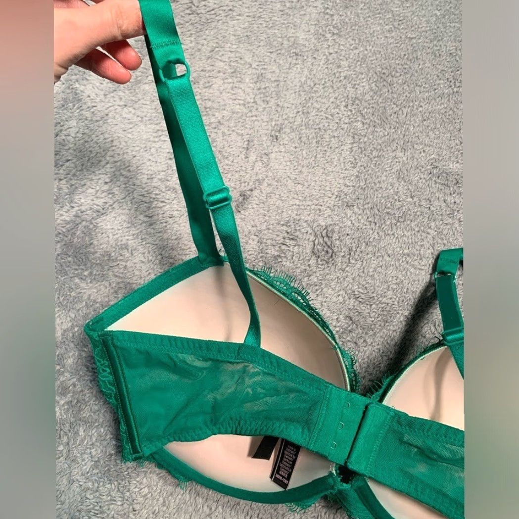 Victoria's Secret Victoria's Secret Green Plus Size Push Up Bra 38DD User: Victoria's Secret Green Push Up Bra 38DD Size ONE SIZE - 5 Thumbnail