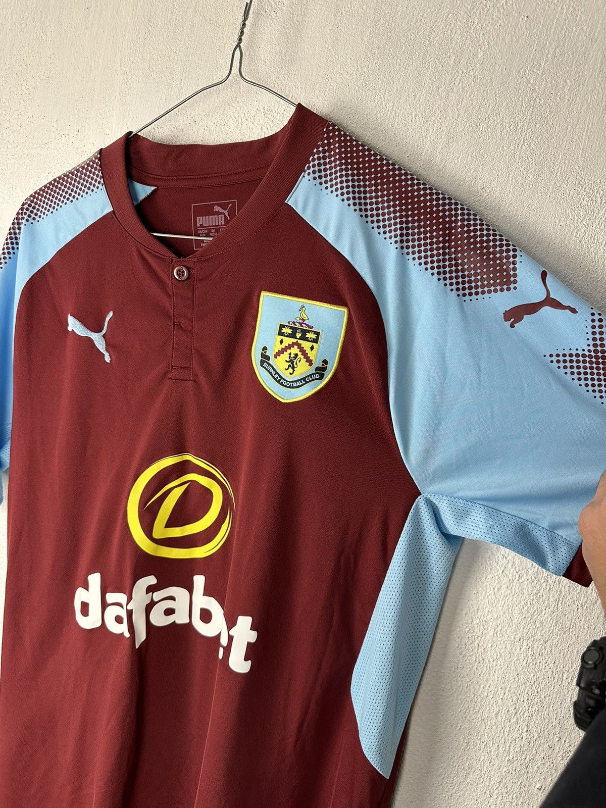 Puma Puma Burnley Football Club Home Soccer Jersey Size US M / EU 48-50 / 2 - 3 Thumbnail