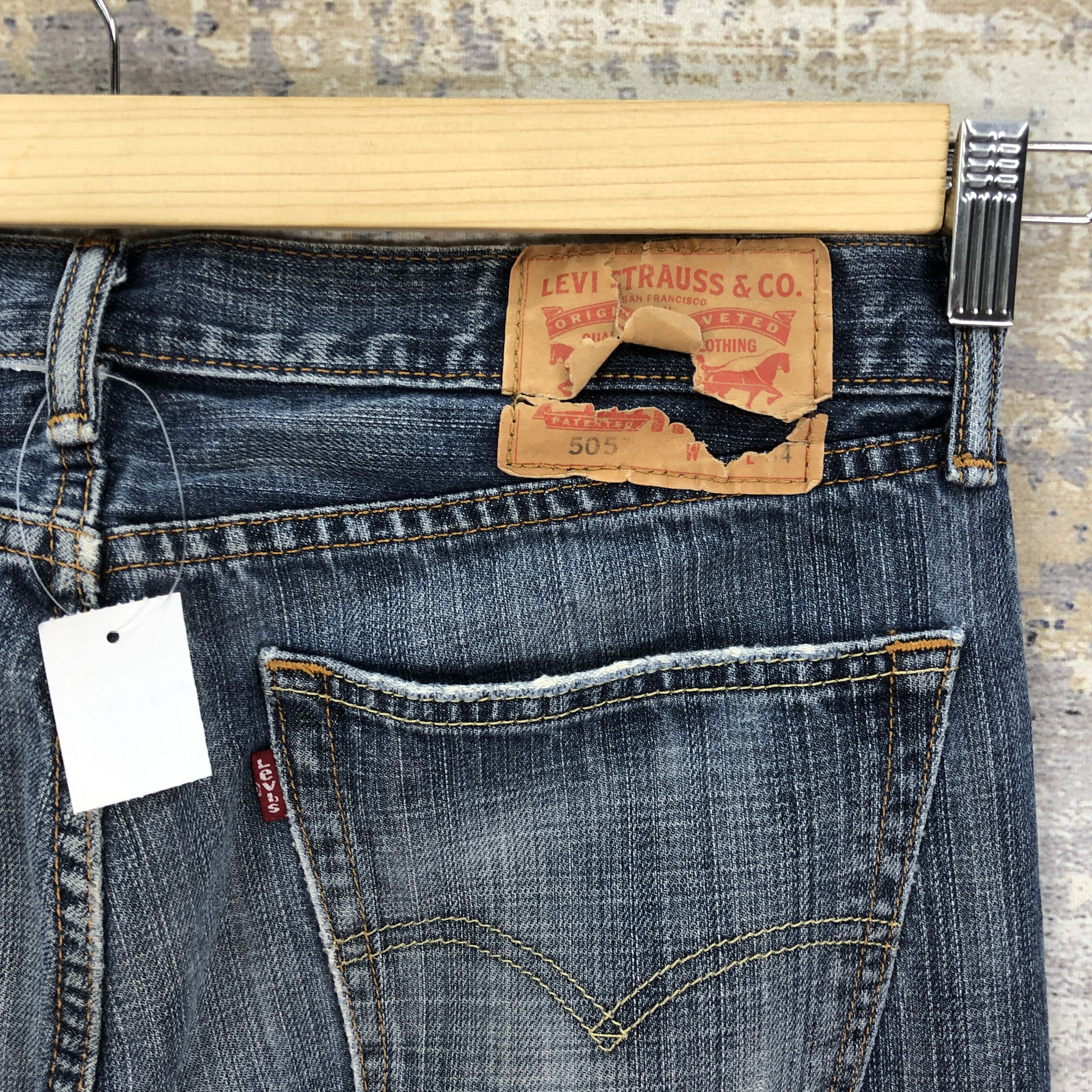 Levi's Vintage Y2K Levis 505 Faded Jeans Levi's Light Wash Denim Size US 32 / EU 48 - 5 Thumbnail