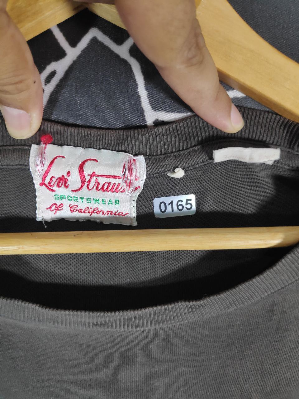 Levi's × Vintage Levi's Basic Pocket Made in Portugal Tee Size M Size US L / EU 52-54 / 3 - 3 Thumbnail
