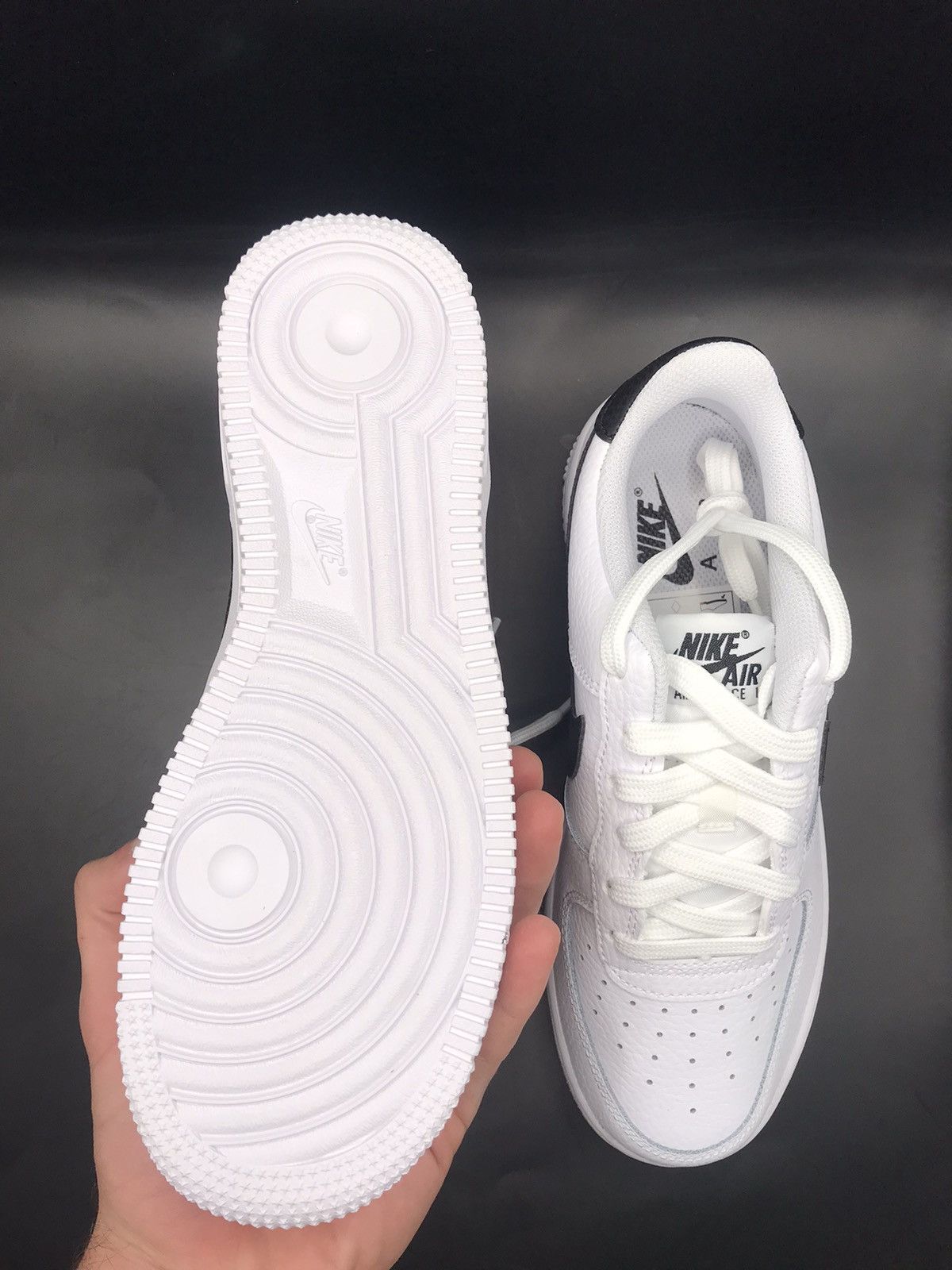 Nike Nike Air Force 1 “White and Black” Size US 8 / IT 38 - 4 Thumbnail
