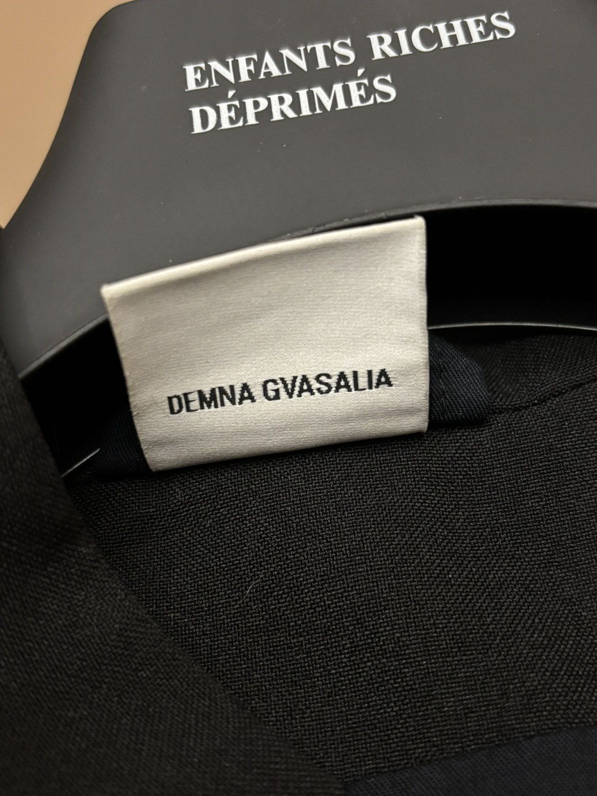 Vetements 16SS Hello boys crepe coat in black Size US M / EU 48-50 / 2 - 11 Thumbnail