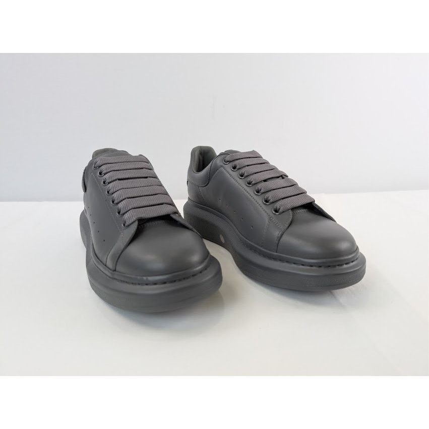 Alexander McQueen o1rshd1 Leather Oversized Sneaker in Lead Pencil Size US 10 / EU 43 - 5 Thumbnail