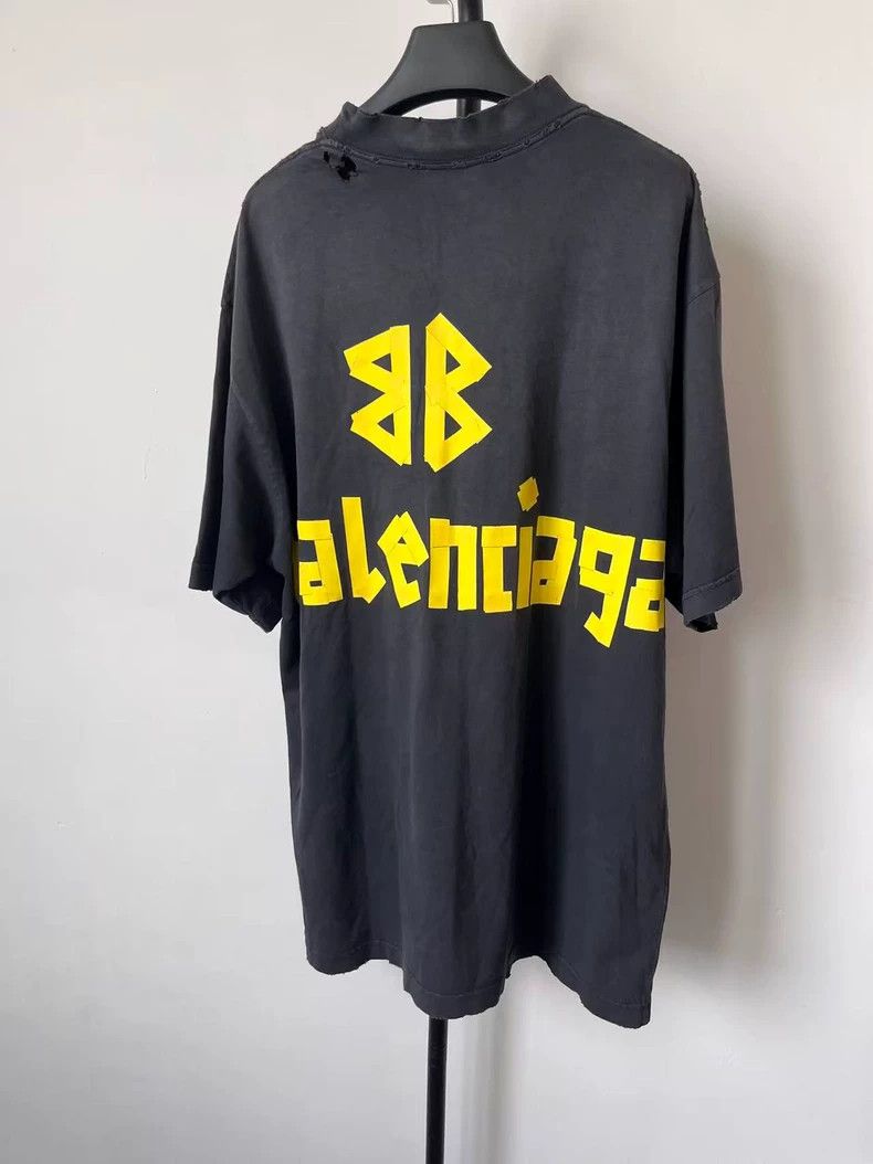 Balenciaga Balenciaga Tape Alphabet Logo Printed Jersey Knit Round Ne Size US S / EU 44-46 / 1 - 2 Thumbnail