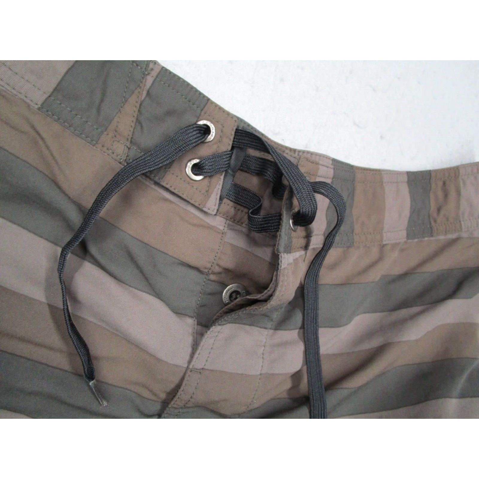 Patagonia Patagonia Mens Brown Striped Bottom Trunks 38 10" Surf Beach Swim Button Fly Drawstring Rear Pocket Nylon 100% Vintage? No Size US 38 / EU 54 - 3 Thumbnail