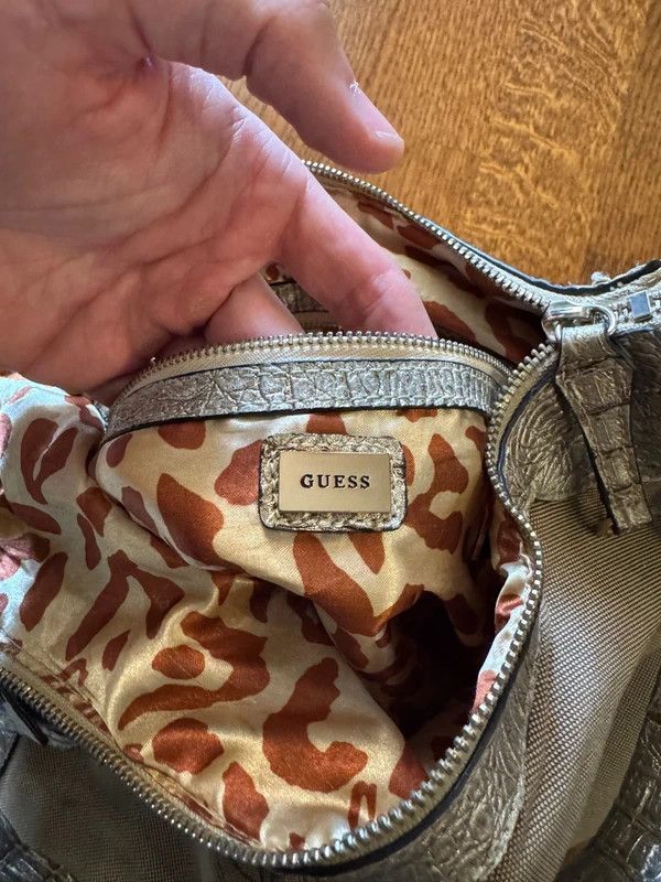 Guess Vintage Y2K Guees Canvas Monogram Logo Beige Shoulder Bag Size ONE SIZE - 3 Thumbnail