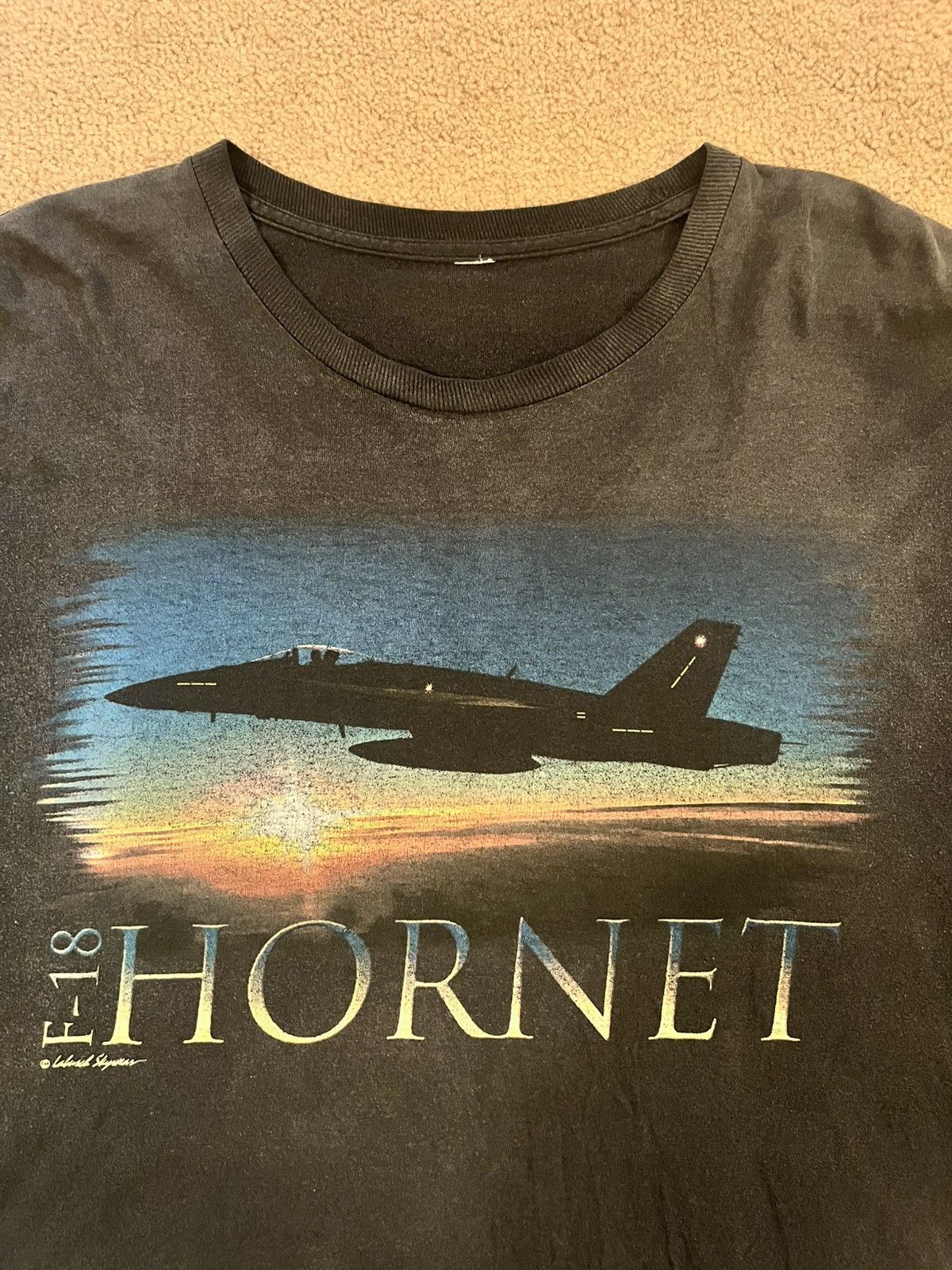 Vintage Vintage F-18 Hornet T-Shirt Size US XL / EU 56 / 4 - 3 Thumbnail