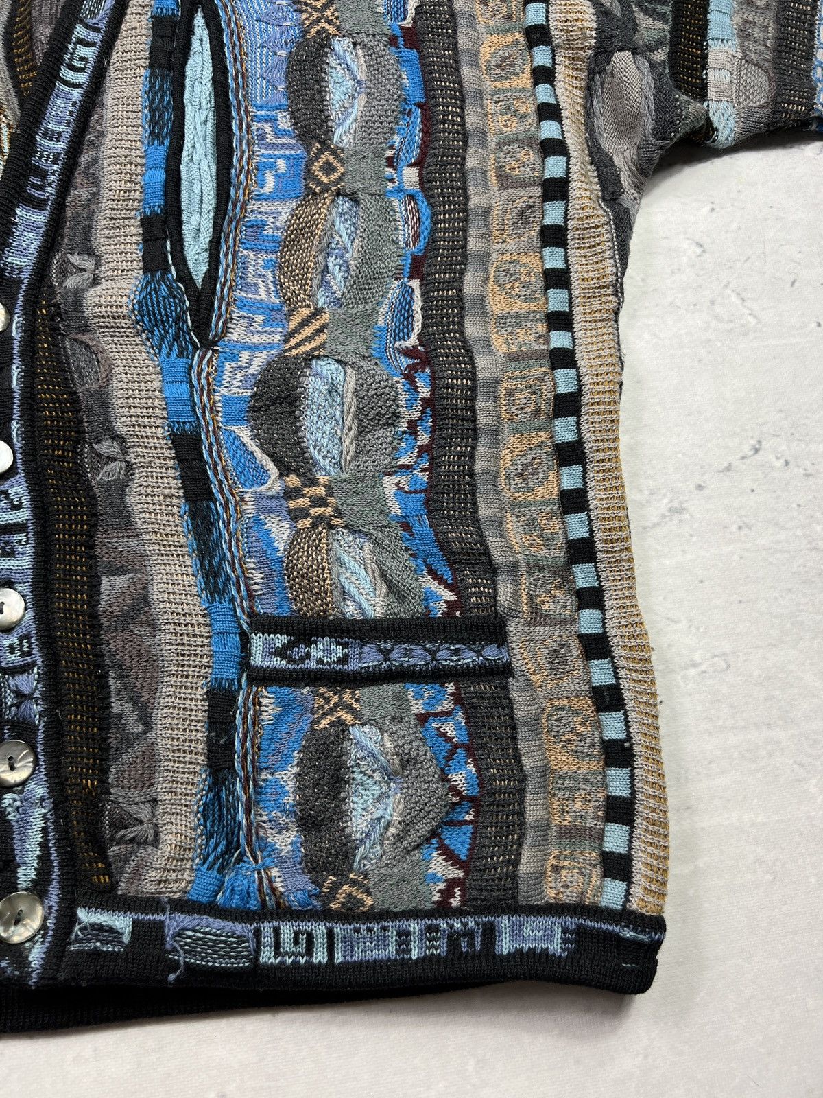 Coogi Coogi vintage sweater knit wear cardigan australia wool 90 Size US XL / EU 56 / 4 - 9 Thumbnail