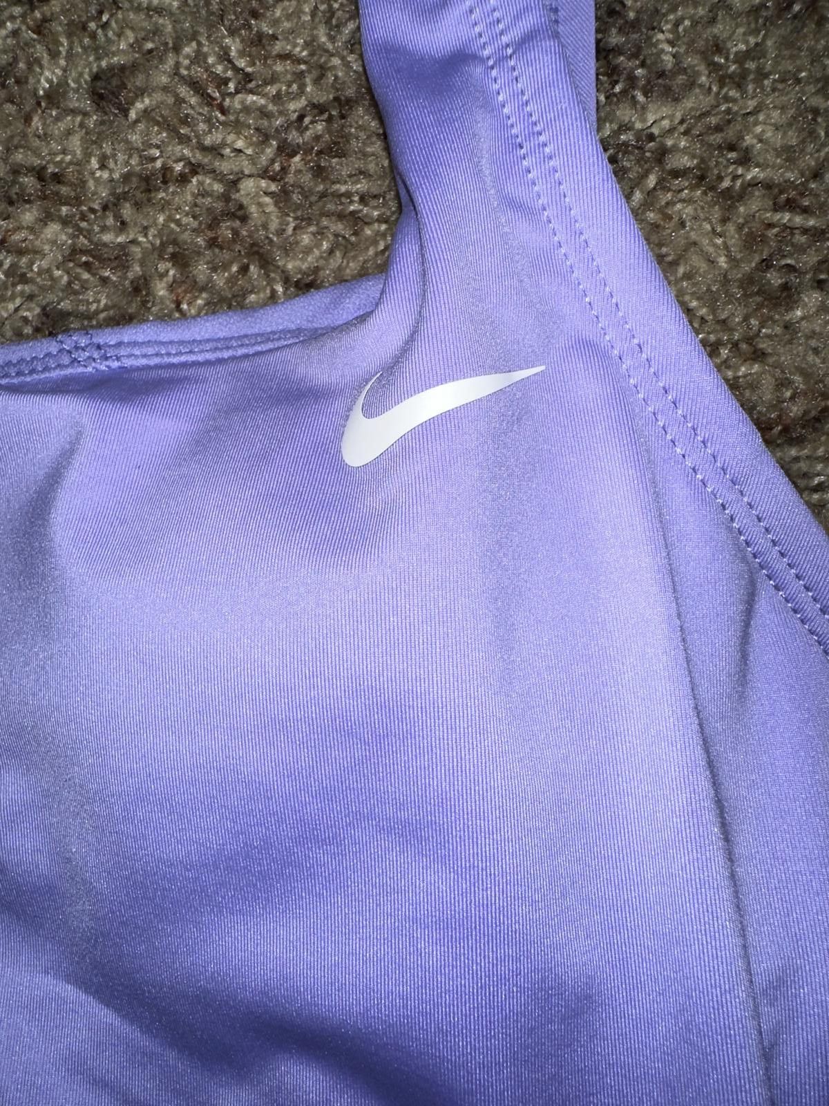 Designer Nike Women's Essential Solid U Back One Piece Swimsuit Size ONE SIZE - 2 Thumbnail