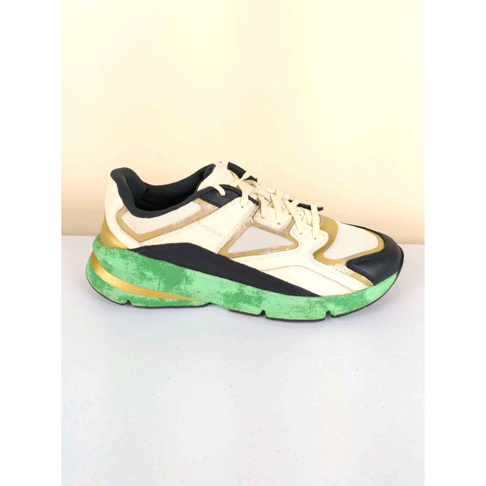 Under Armour Under Armour Forge 96 Ivory Dune Aloe Mens Size 12 Sneakers Leather 2024 Excellent Mens Size US 11 / EU 44 - 2 Thumbnail