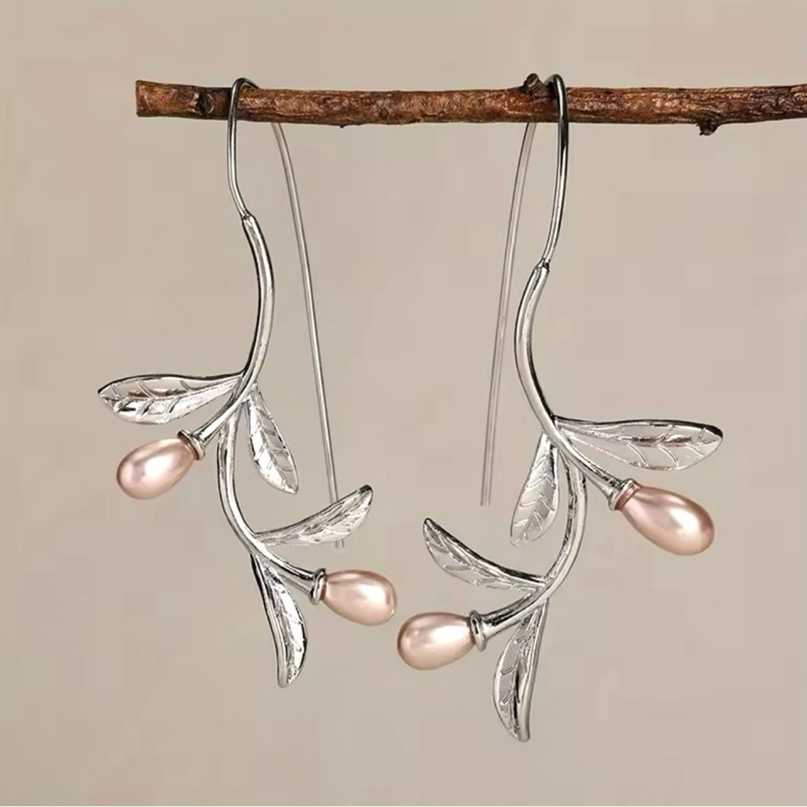 Other Delicate flower Leaf Earrings Size ONE SIZE - 2 Thumbnail