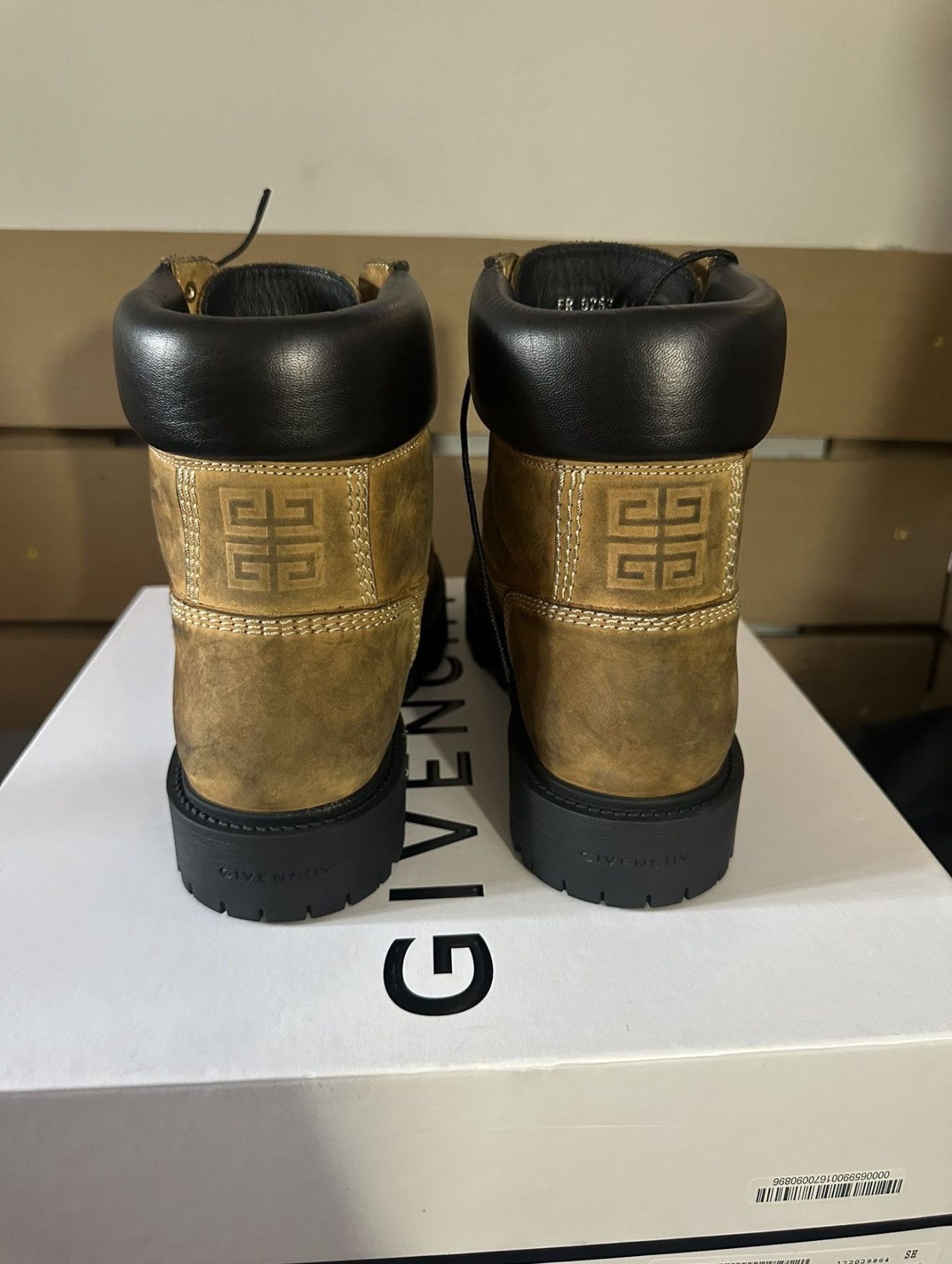 Givenchy Givenchy Calf skin leather Work boot Size US 11 / EU 44 - 3 Thumbnail
