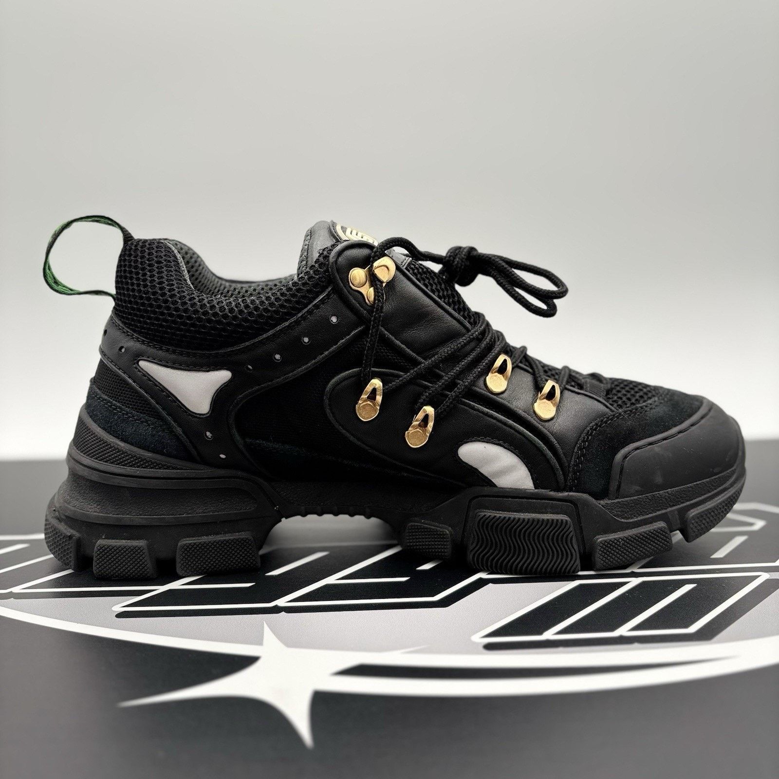 Gucci Gucci Flashtrek ' SEGA Black Leather ' | GOOD CONDITION! Size US 8.5 / EU 41-42 - 13 Thumbnail