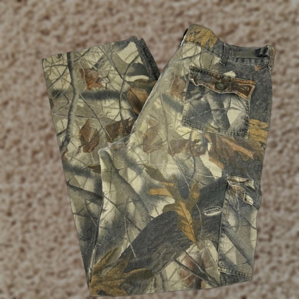 Vintage Ranger Classics Mens Small Hunting Pants Realtree Hardwoods Camo Cargo 32x28 Size US 29 - 1 Thumbnail