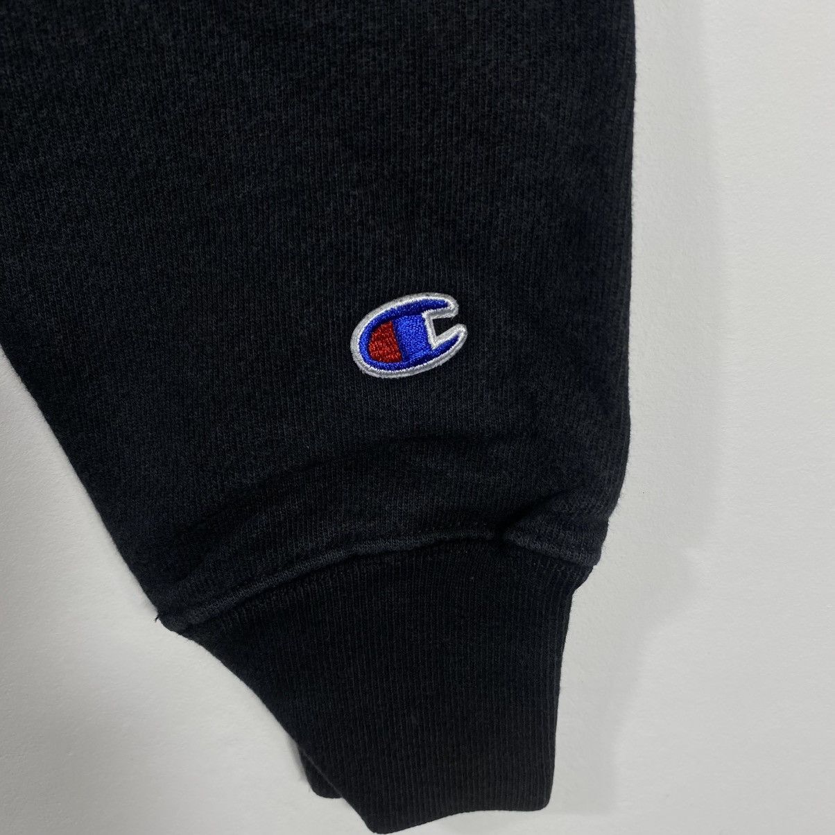 Champion Vintage 00's CHAMPION Reverse Weave Small Logo Sweatshirt Size US S / EU 44-46 / 1 - 3 Thumbnail
