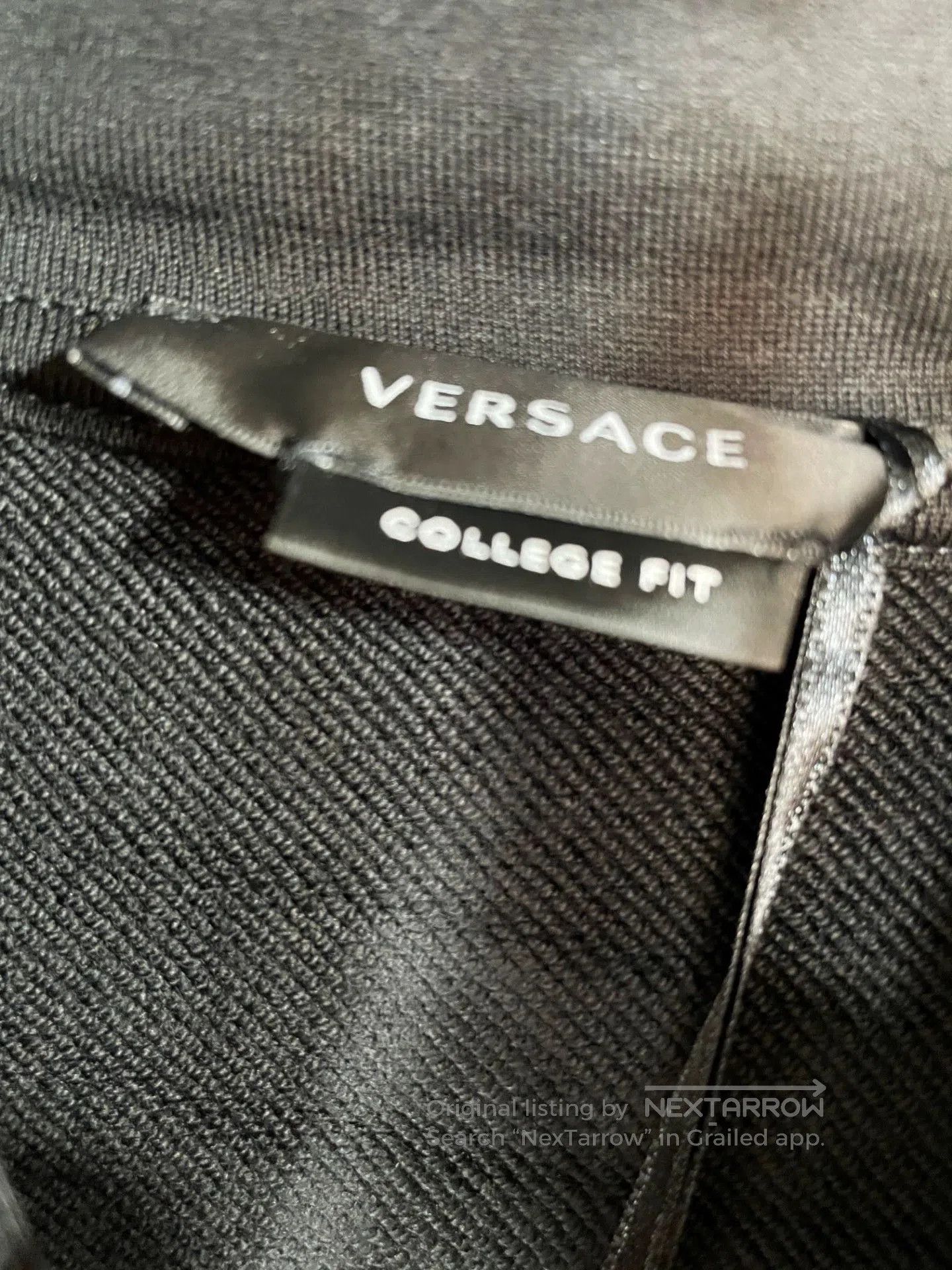 Versace versace black oversized hooded sweatshirt. Size US S / EU 44-46 / 1 - 4 Thumbnail