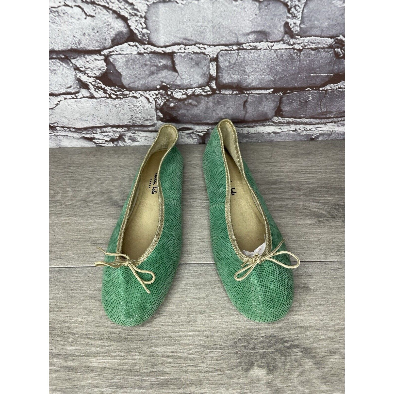 Other London Sole Green Leather Animal Print FRANCE Ballet Flats W Size US 8.5 / IT 38.5 - 2 Thumbnail
