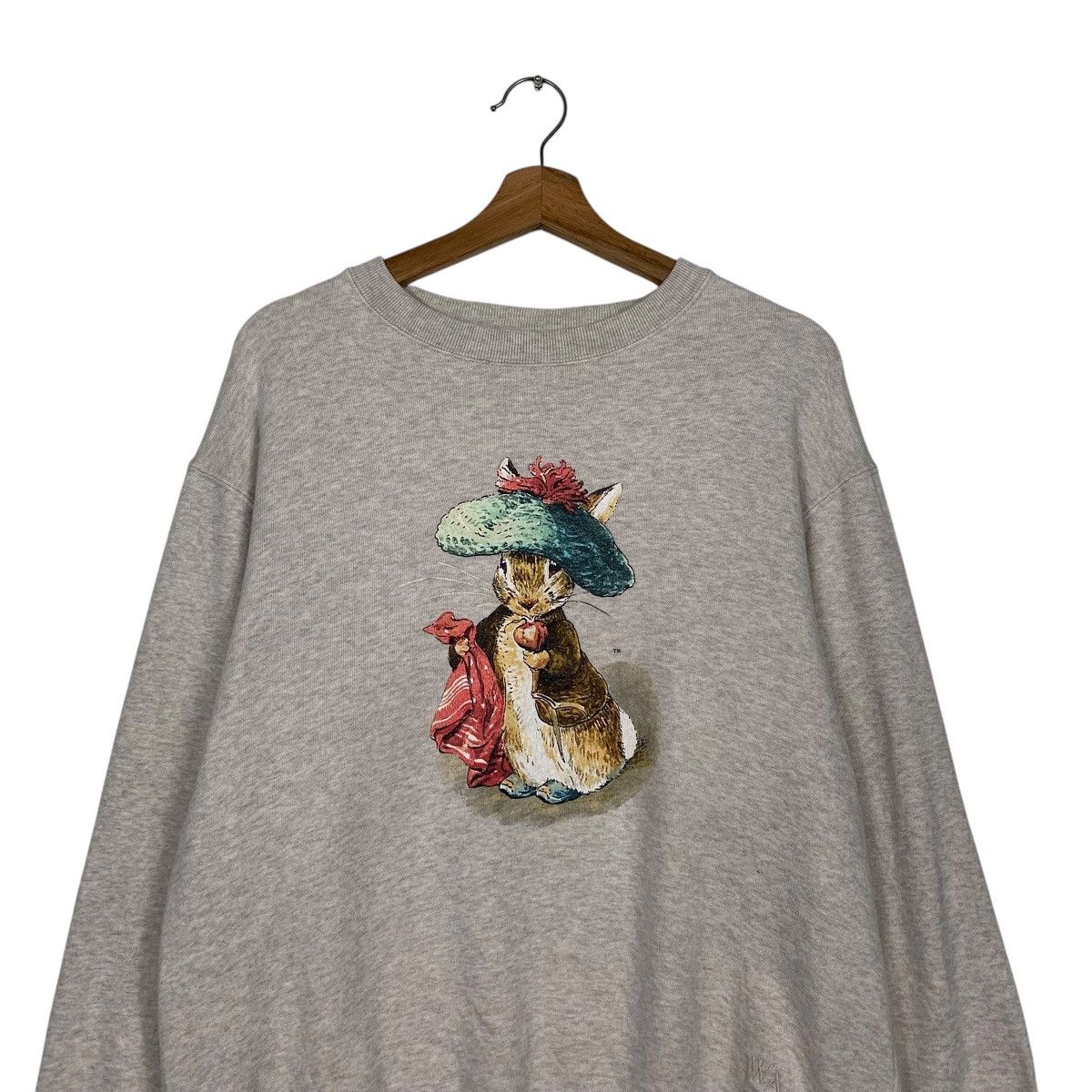 Uniqlo Uniqlo Peter Rabbit Crewneck Sweatshirt Size US M / EU 48-50 / 2 - 2 Thumbnail