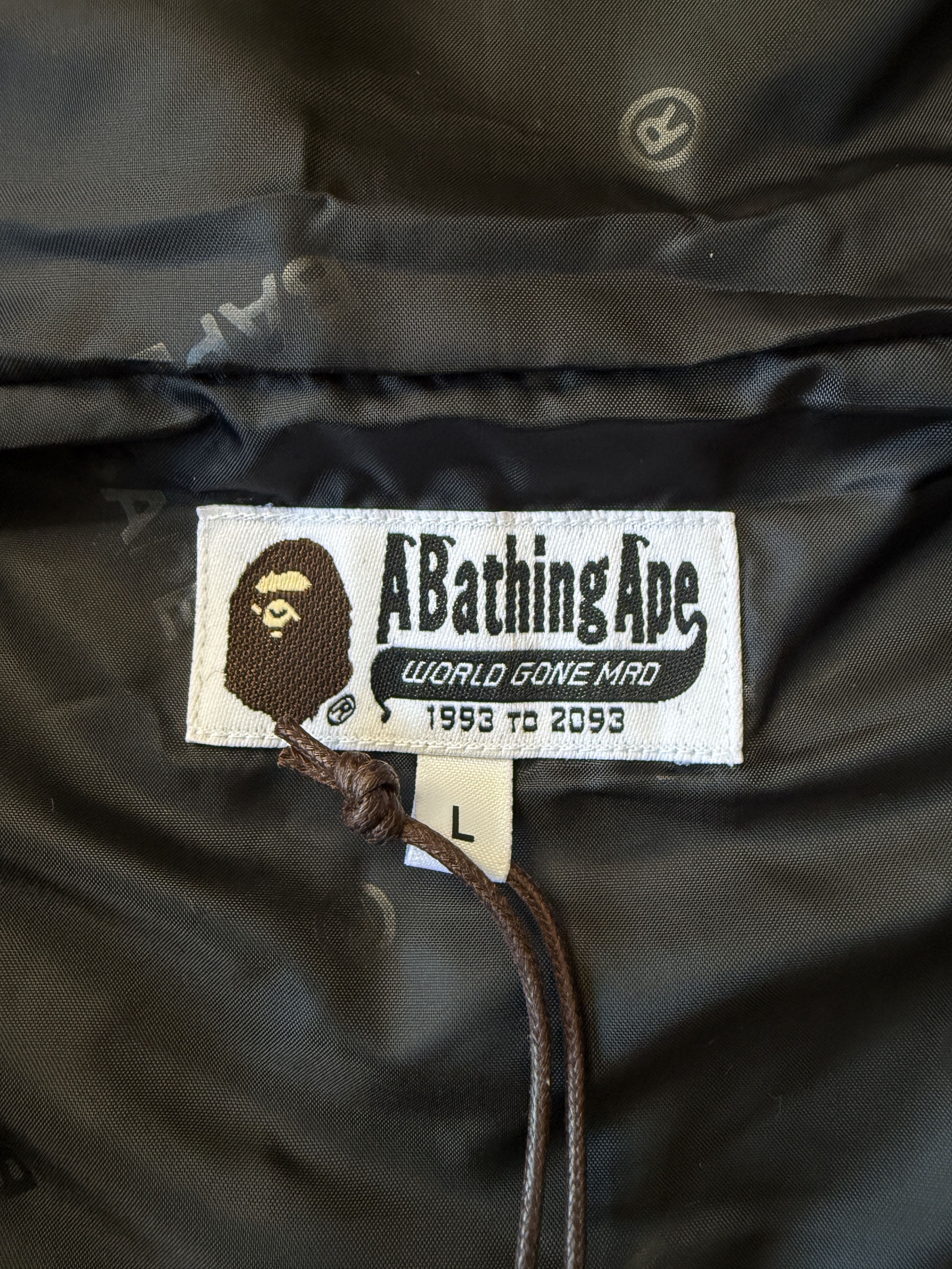 Bape × October's Very Own BAPE 1ST CAMO 2ND SHARK BOA HOODIE JACKET Size US L / EU 52-54 / 3 - 15 Thumbnail