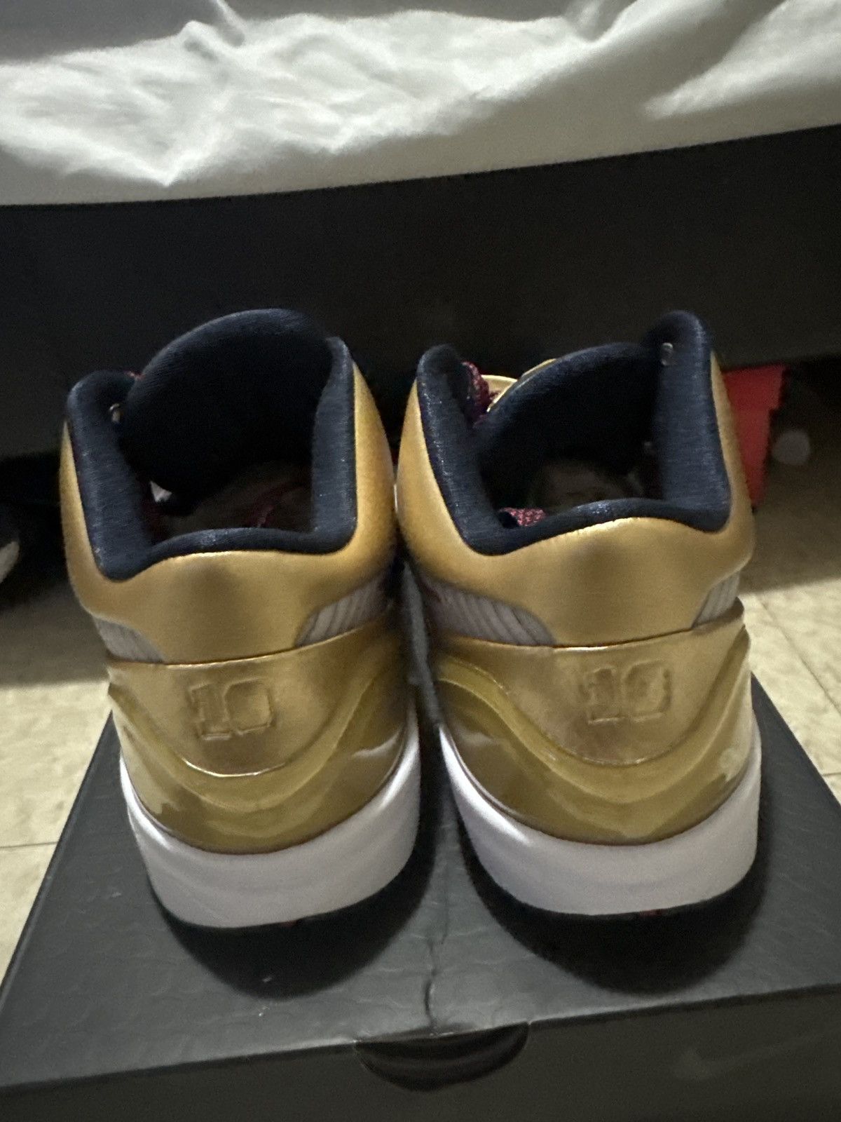 Nike Kobe IV Size US 9.5 / EU 42-43 - 4 Thumbnail