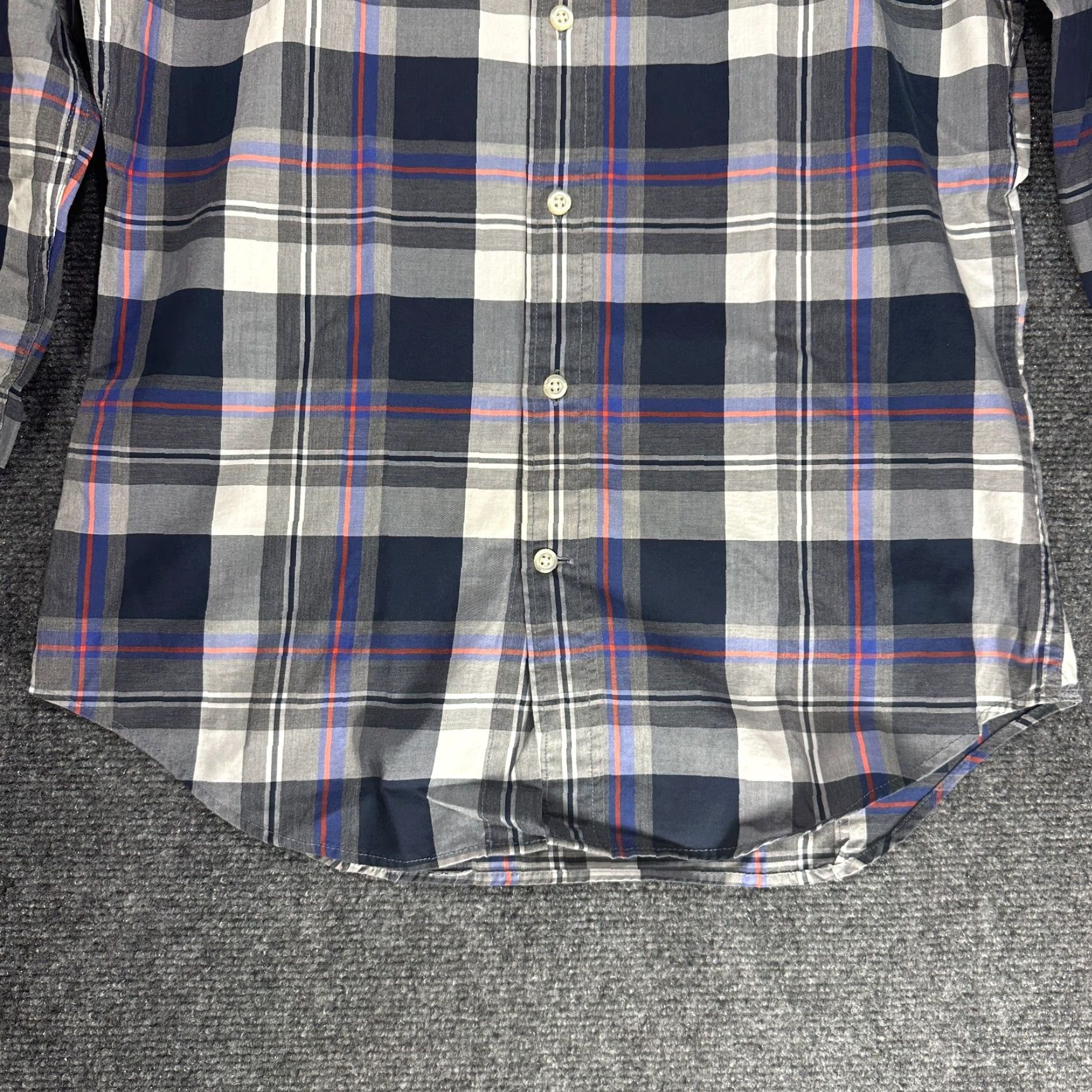 Banana Republic VINTAGE Banana Republic Shirt Mens S Grant Fit Custom Wash Gray Plaid Size US S / EU 44-46 / 1 - 2 Thumbnail