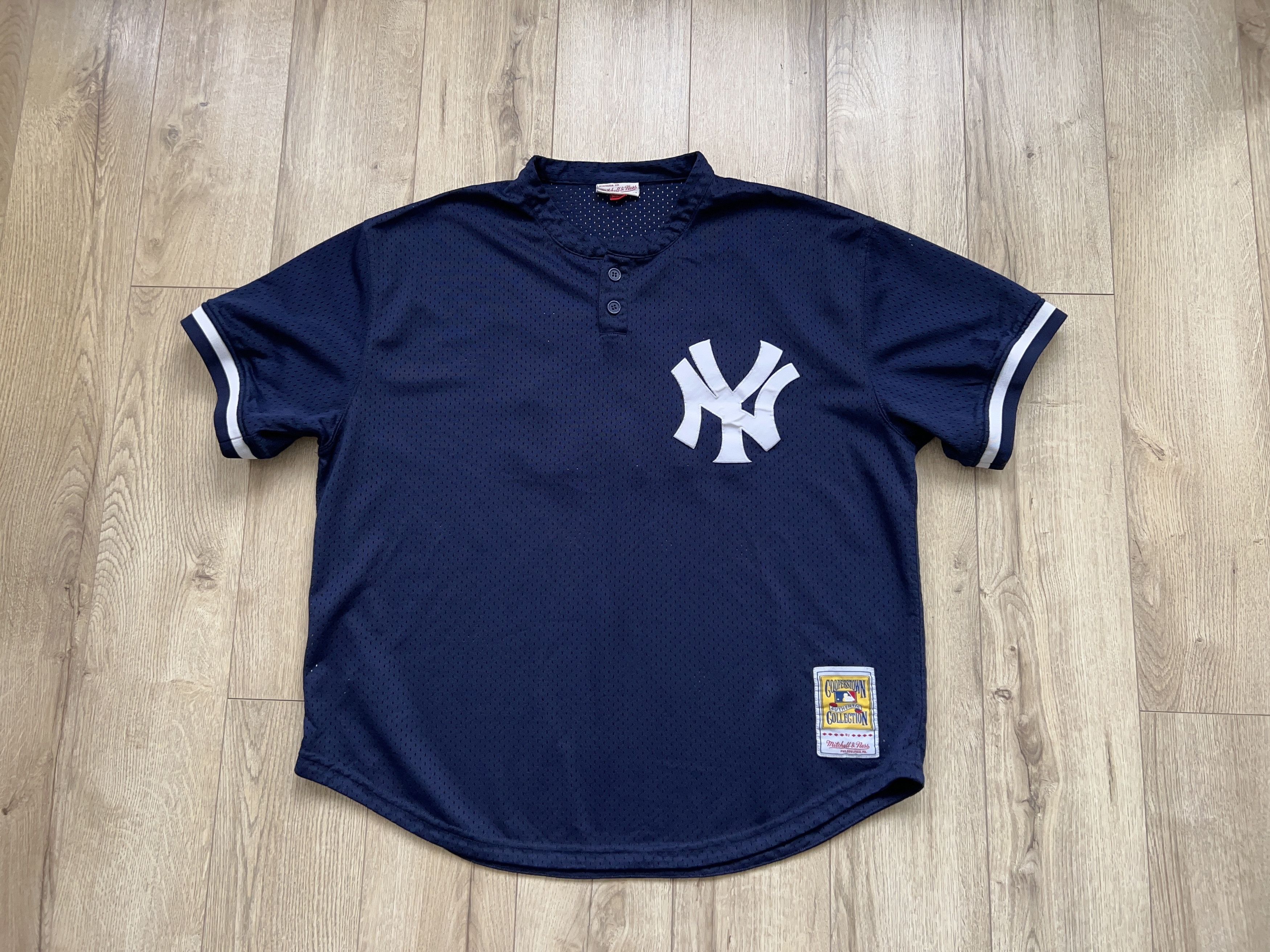 MLB × Mitchell & Ness × New York Yankees Mens Mitchell Ness #23 Baseball Jersey T Shirt Size 52 XXL Size US XL / EU 56 / 4 - 1 Thumbnail
